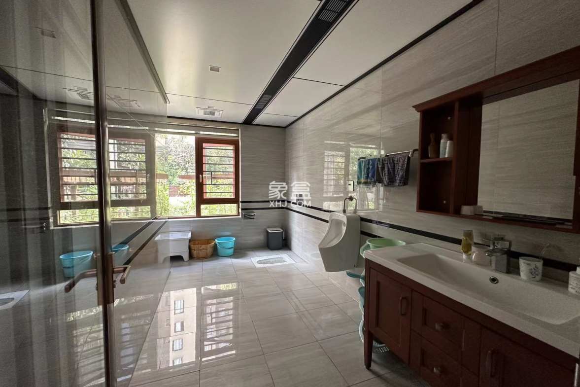 金瓯维多利亚 5室3厅2卫 458.0万 金瓯维多利亚 5室3厅2卫 458.0万室内图