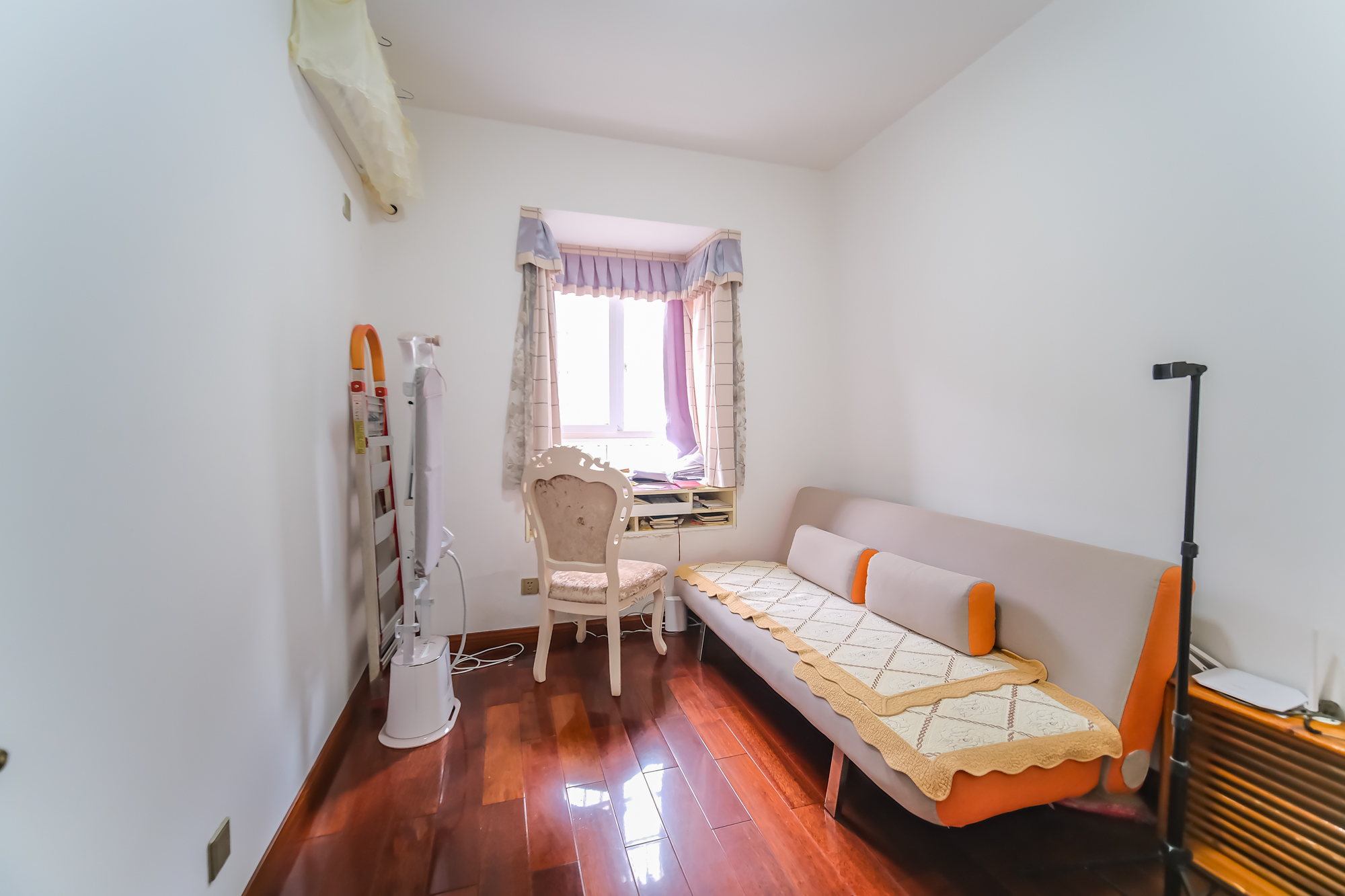 长丰星城 3室2厅2卫 90.0万 长丰星城 3室2厅2卫 90.0万卧室