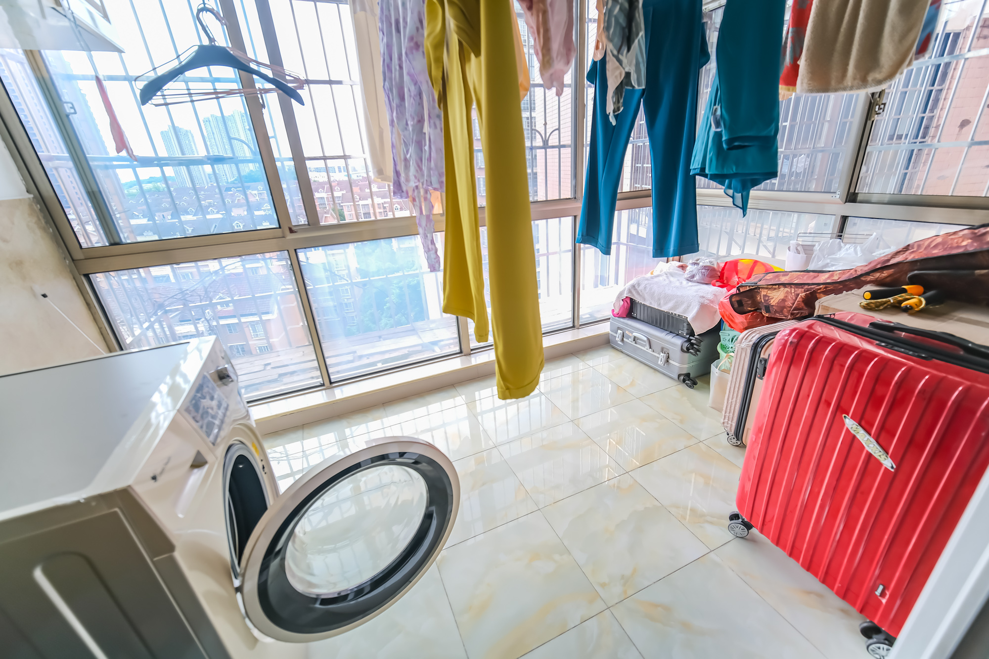 长丰星城 3室2厅2卫 90.0万 长丰星城 3室2厅2卫 90.0万阳台