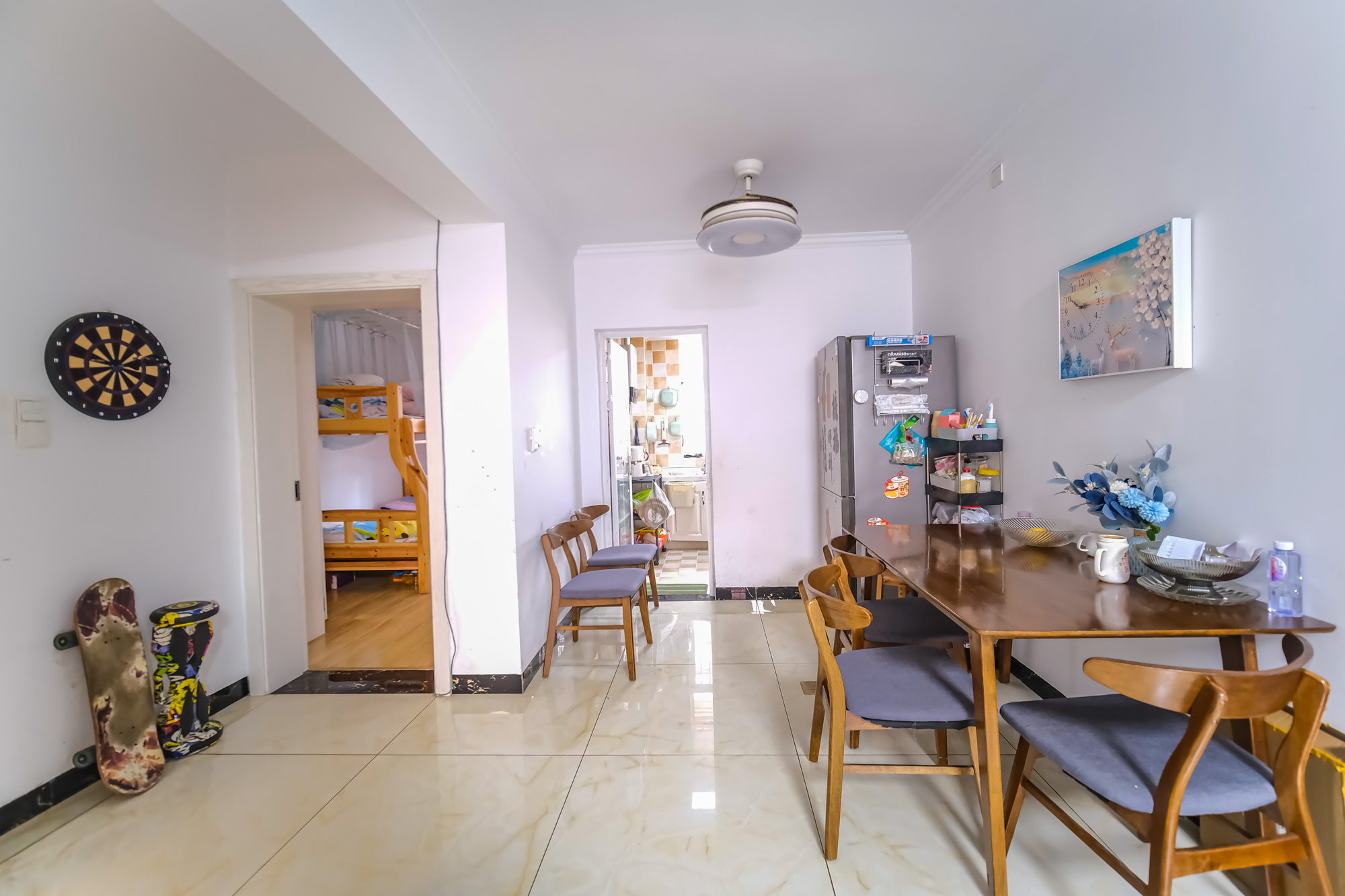 湘瑞家园 3室2厅1卫 49.8万 湘瑞家园 3室2厅1卫 49.8万客厅