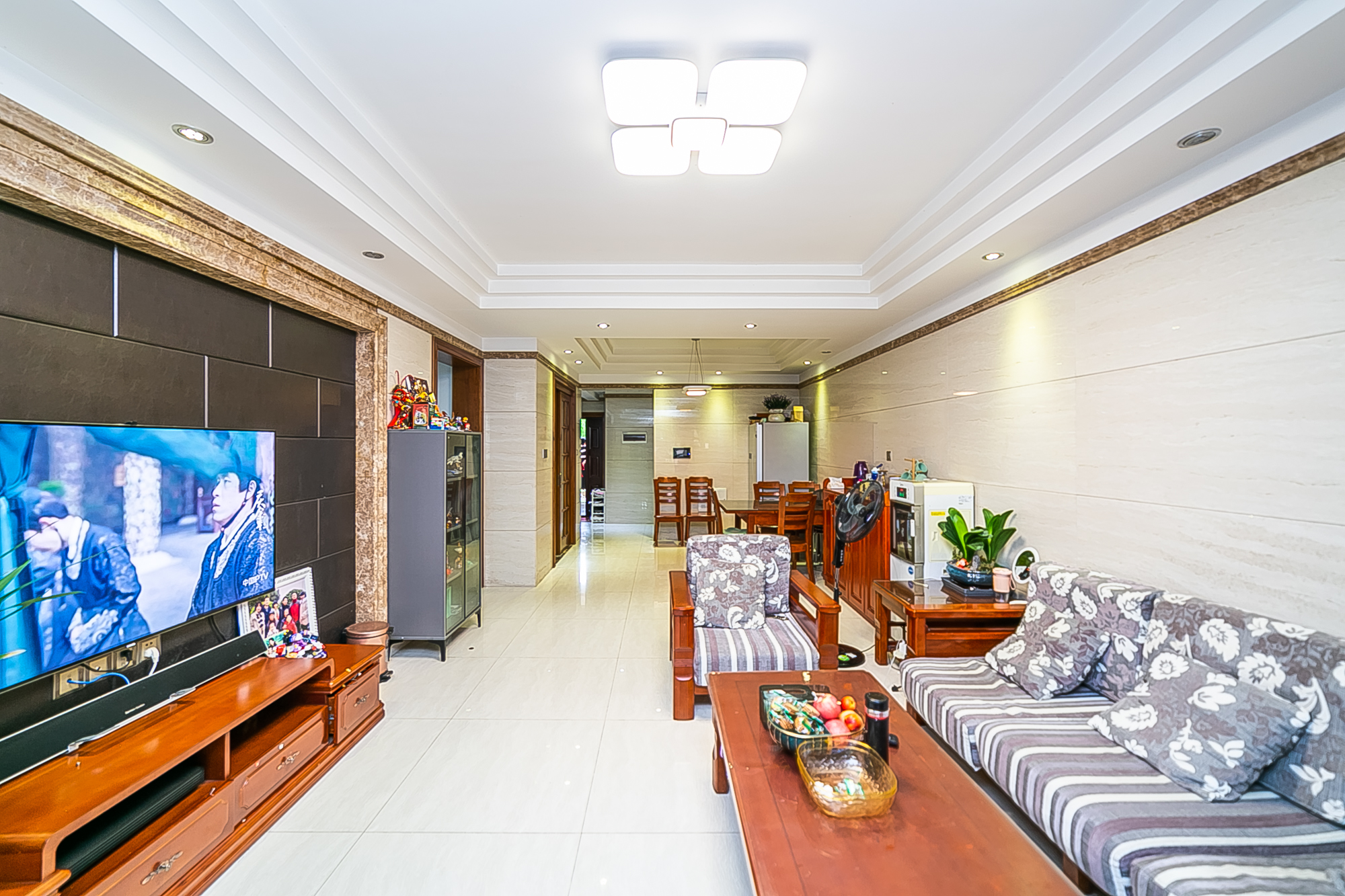 兴威帕克水岸  3室2厅1卫    90.0万 兴威帕克水岸  3室2厅1卫    90.0万