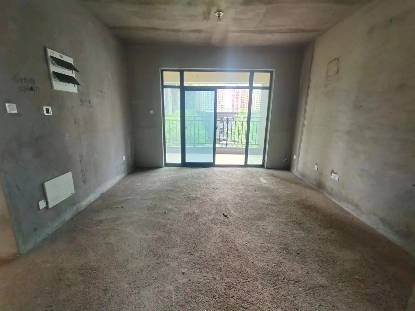 春藤公馆 3室2厅2卫 68.2万 春藤公馆 3室2厅2卫 68.2万室内图