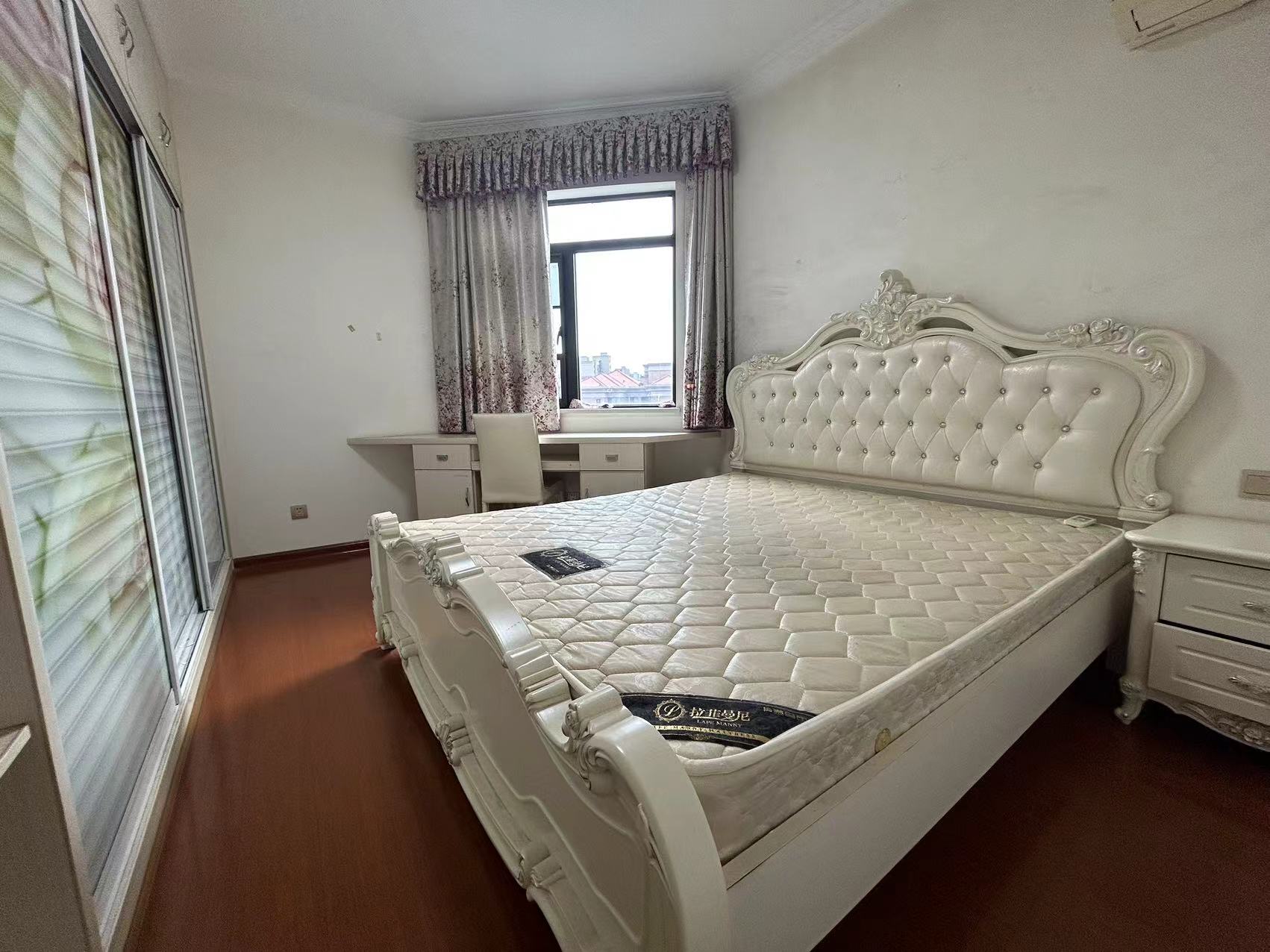 龙腾国际 2室2厅1卫 50.0万 龙腾国际 2室2厅1卫 50.0万室内图