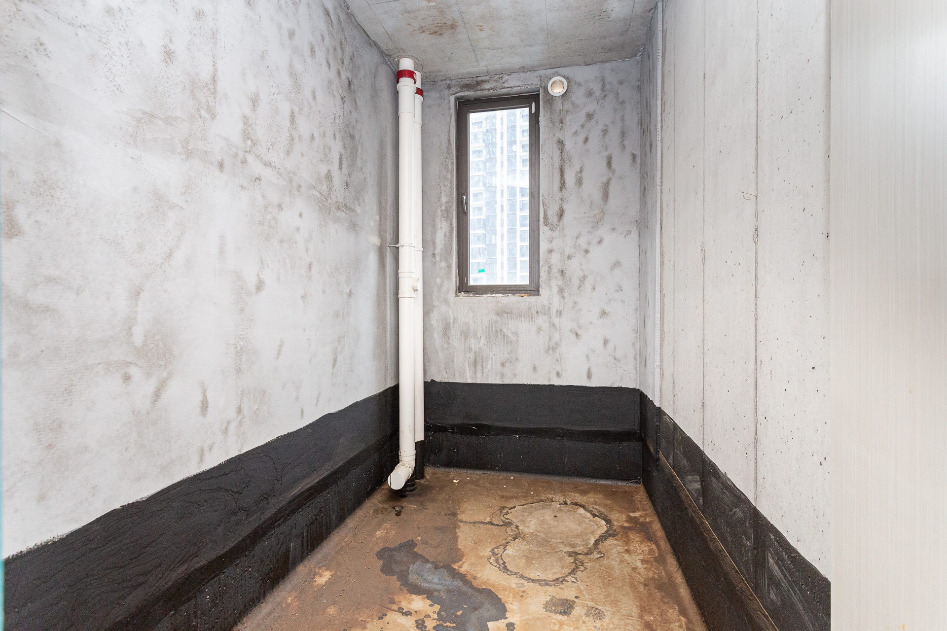 润和湘江天地E区 4室2厅3卫 220.0万 润和湘江天地E区 4室2厅3卫 220.0万卫生间