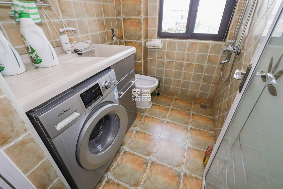 钰龙天下二期(钰龙佳园)  3室2厅1卫    246.0万 钰龙天下二期(钰龙佳园)  3室2厅1卫    246.0万卫生间