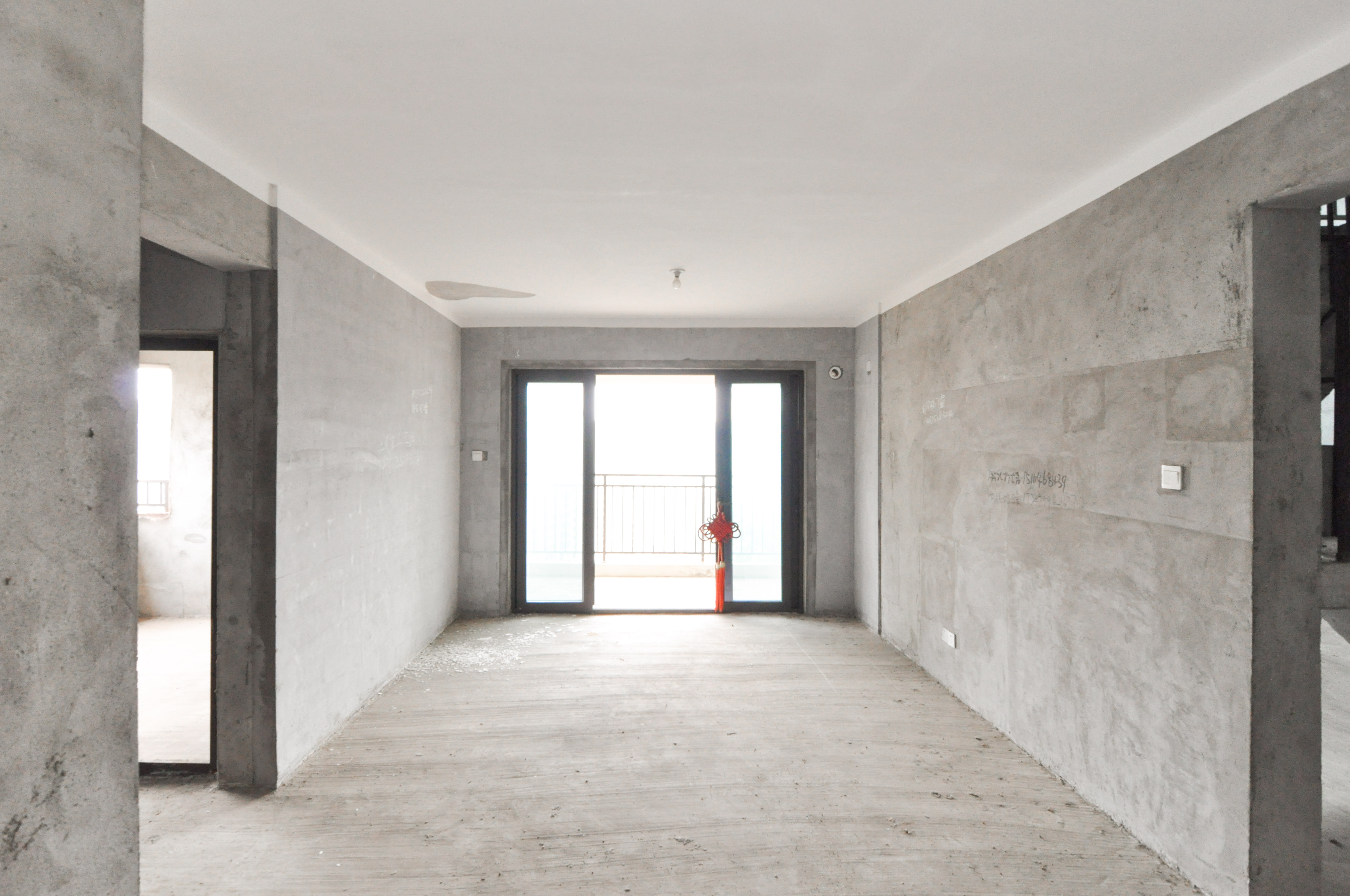 梅溪正荣府 4室2厅2卫 149.0万 梅溪正荣府 4室2厅2卫 149.0万客厅