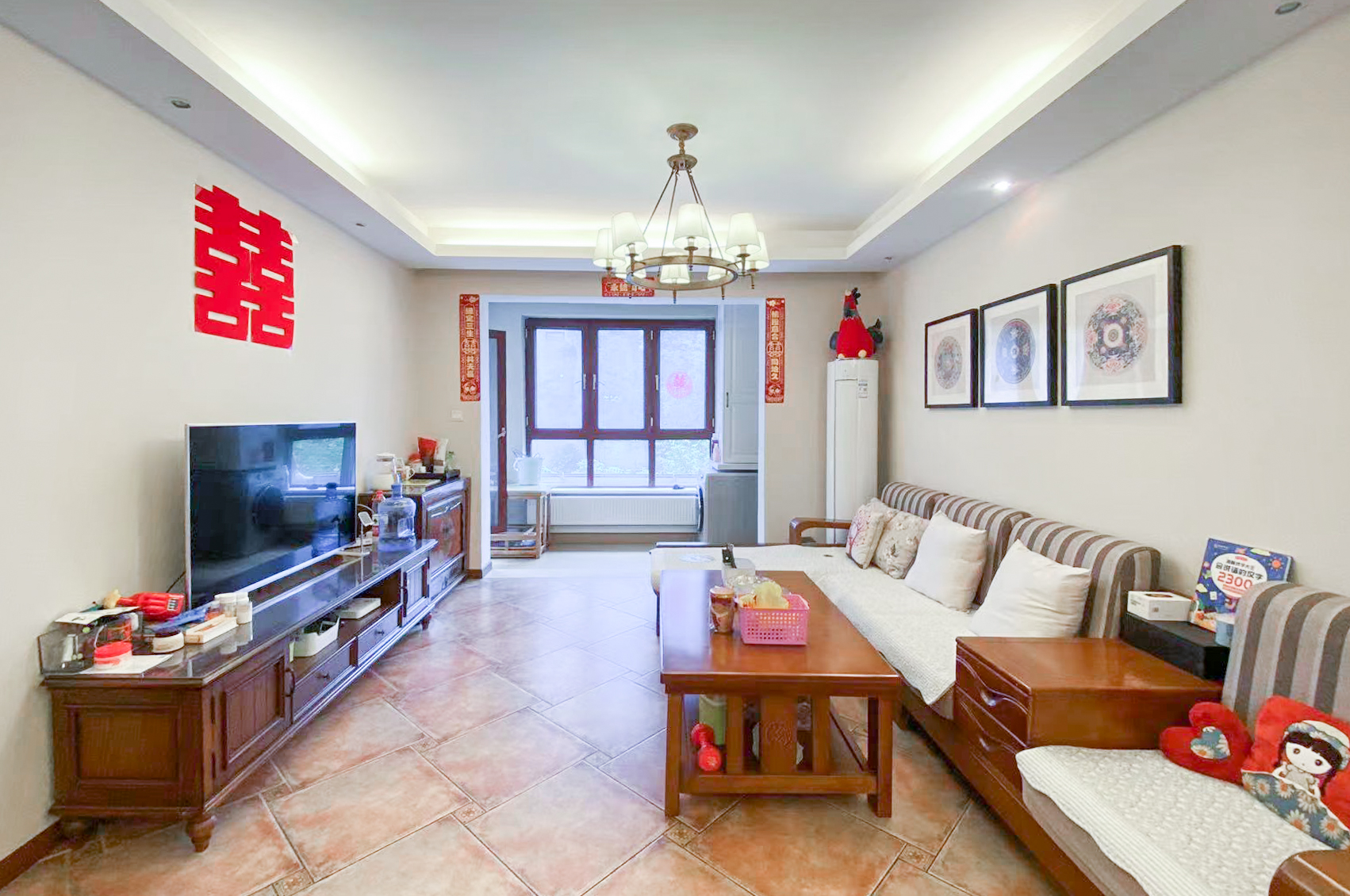 万科里梅溪郡  4室2厅2卫    270.0万 万科里梅溪郡  4室2厅2卫    270.0万客厅