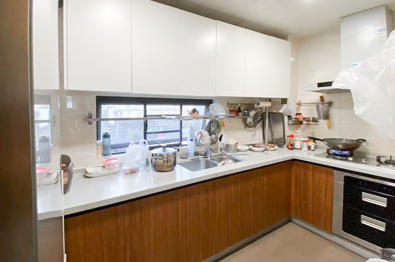 万科里梅溪郡  4室2厅2卫    270.0万 万科里梅溪郡  4室2厅2卫    270.0万厨房