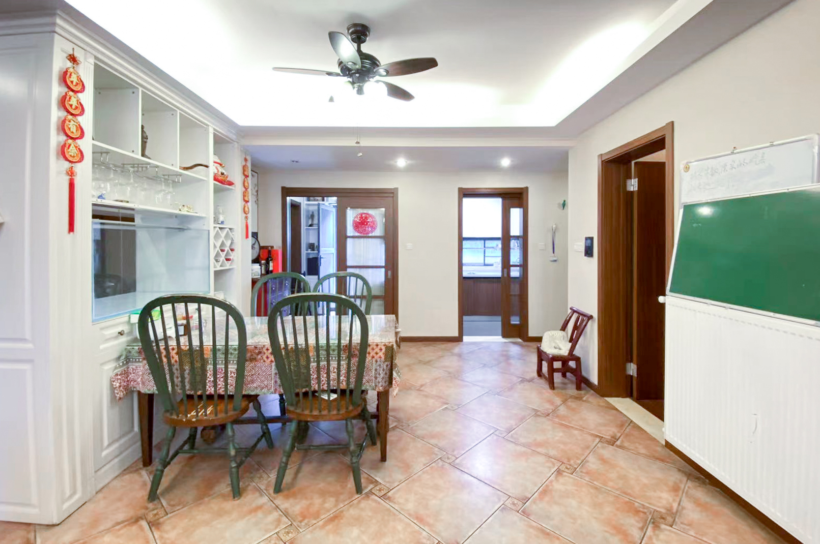 万科里梅溪郡  4室2厅2卫    270.0万 万科里梅溪郡  4室2厅2卫    270.0万客厅