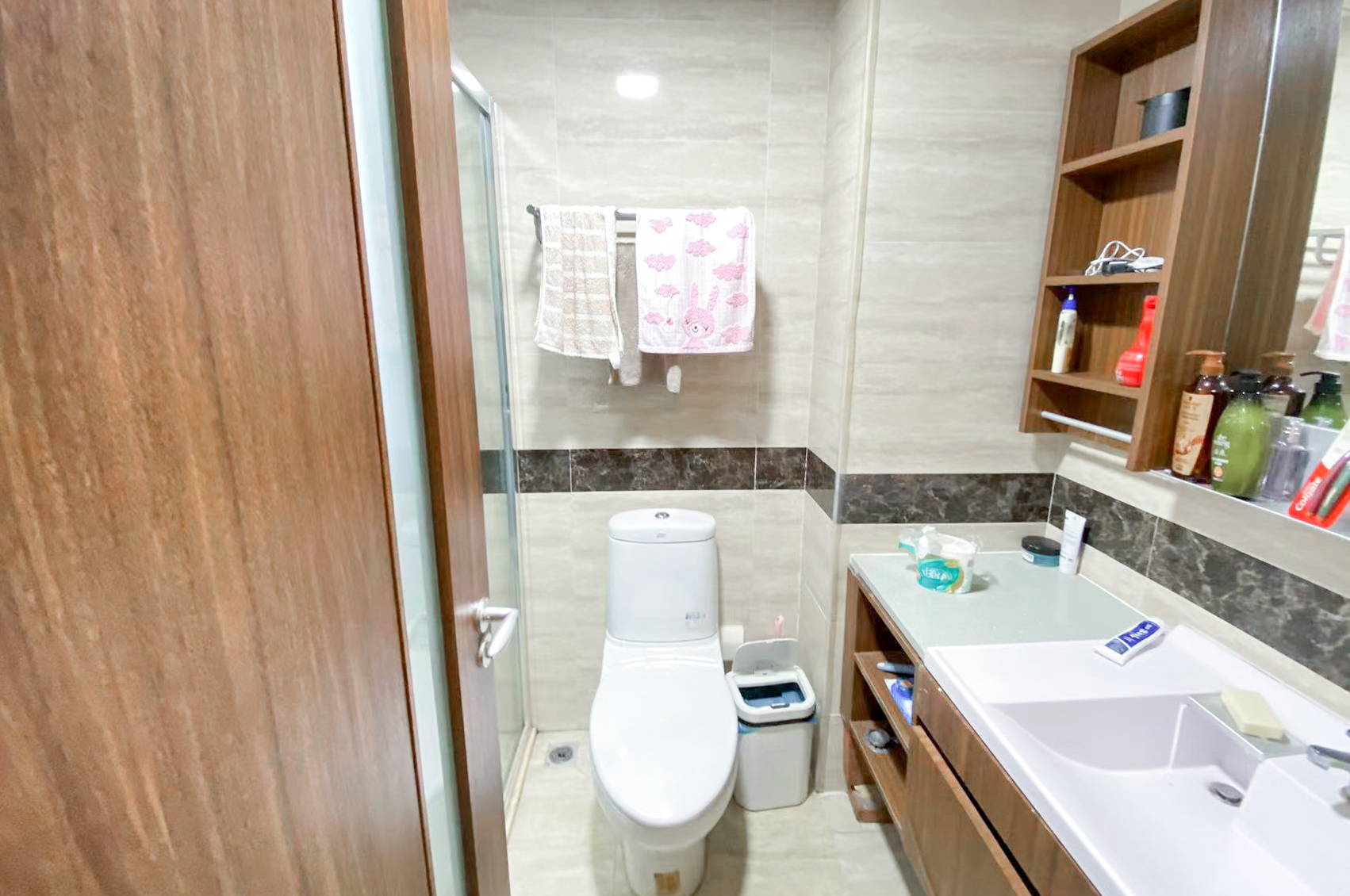 万科里梅溪郡  4室2厅2卫    270.0万 万科里梅溪郡  4室2厅2卫    270.0万卫生间