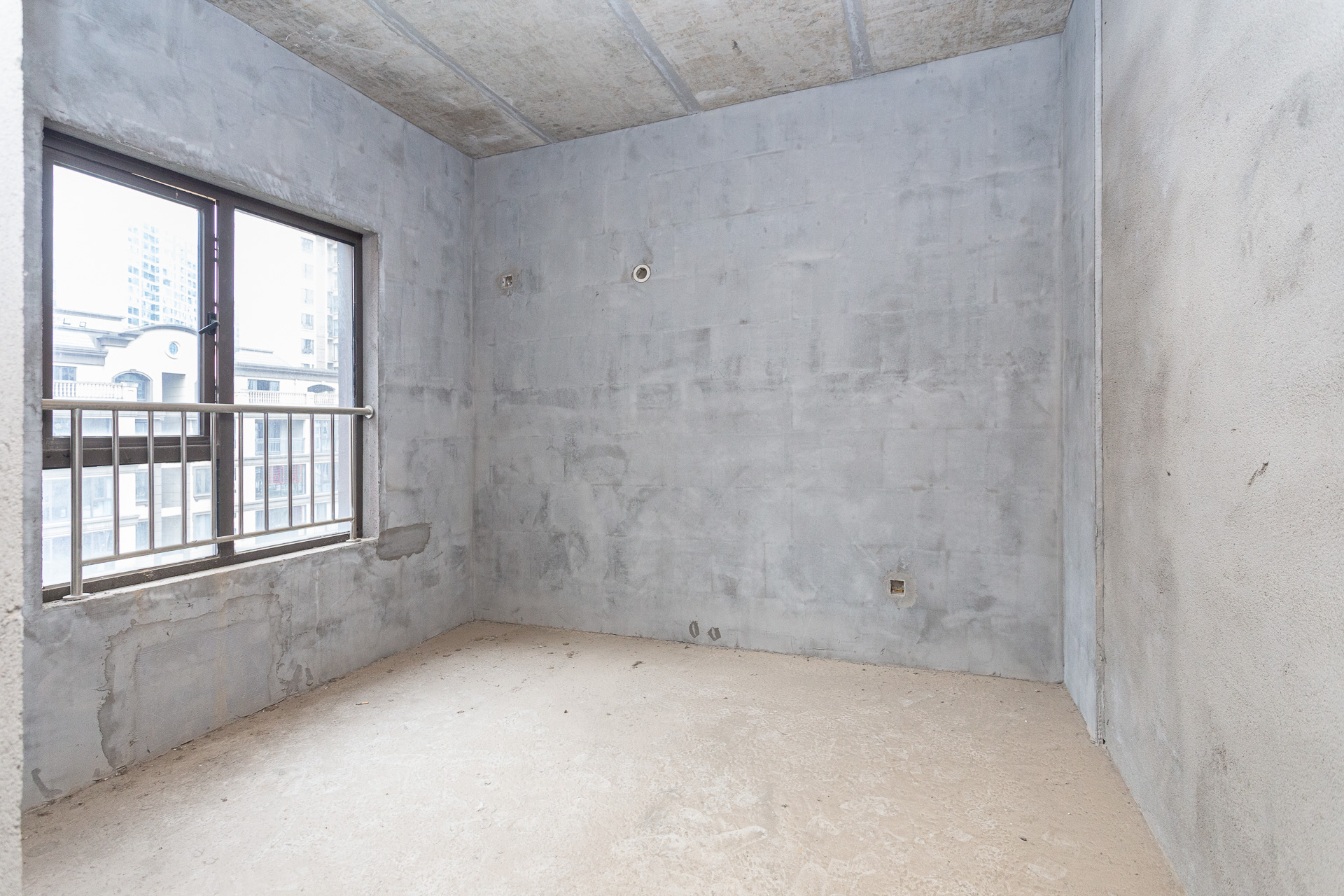 润和滨江府 5室2厅3卫 232.0万 润和滨江府 5室2厅3卫 232.0万卧室