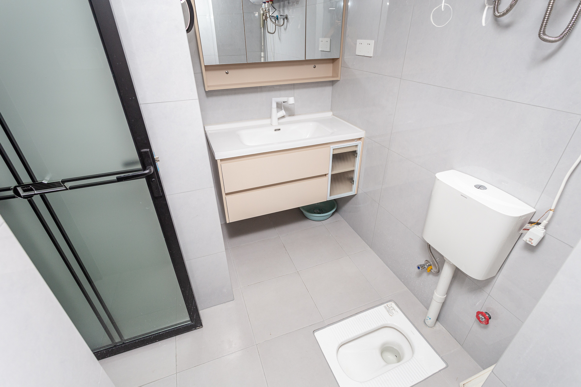 卡地亚公寓 2室1厅1卫 48.0万 卡地亚公寓 2室1厅1卫 48.0万卫生间