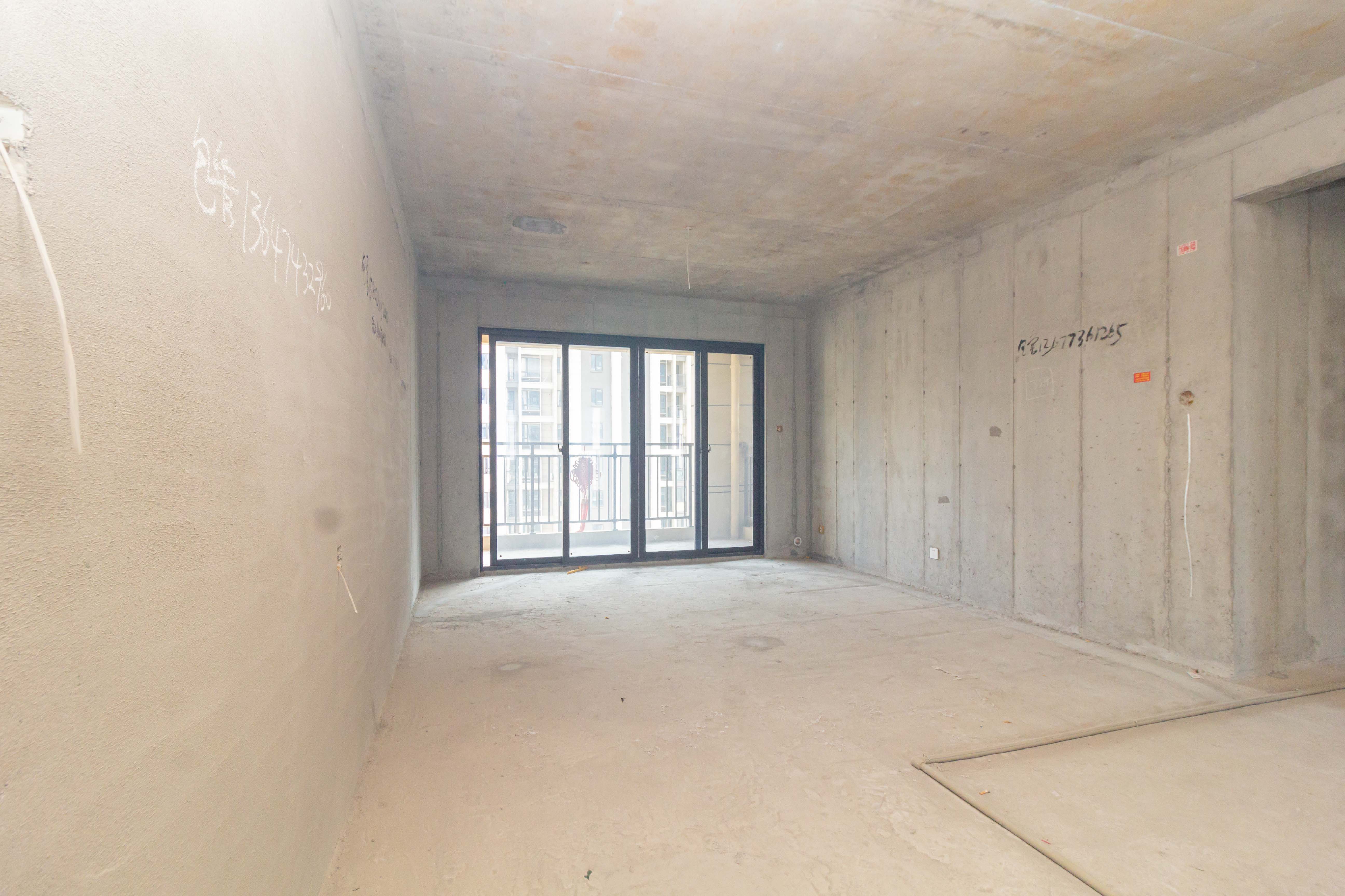 映悦星府 4室2厅2卫 71.0万 映悦星府 4室2厅2卫 71.0万客厅