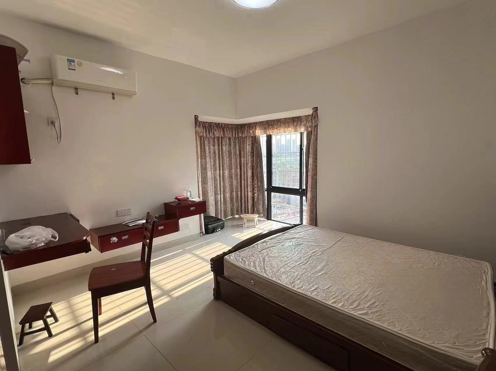 爱丁堡 3室2厅1卫 56.0万 爱丁堡 3室2厅1卫 56.0万室内图