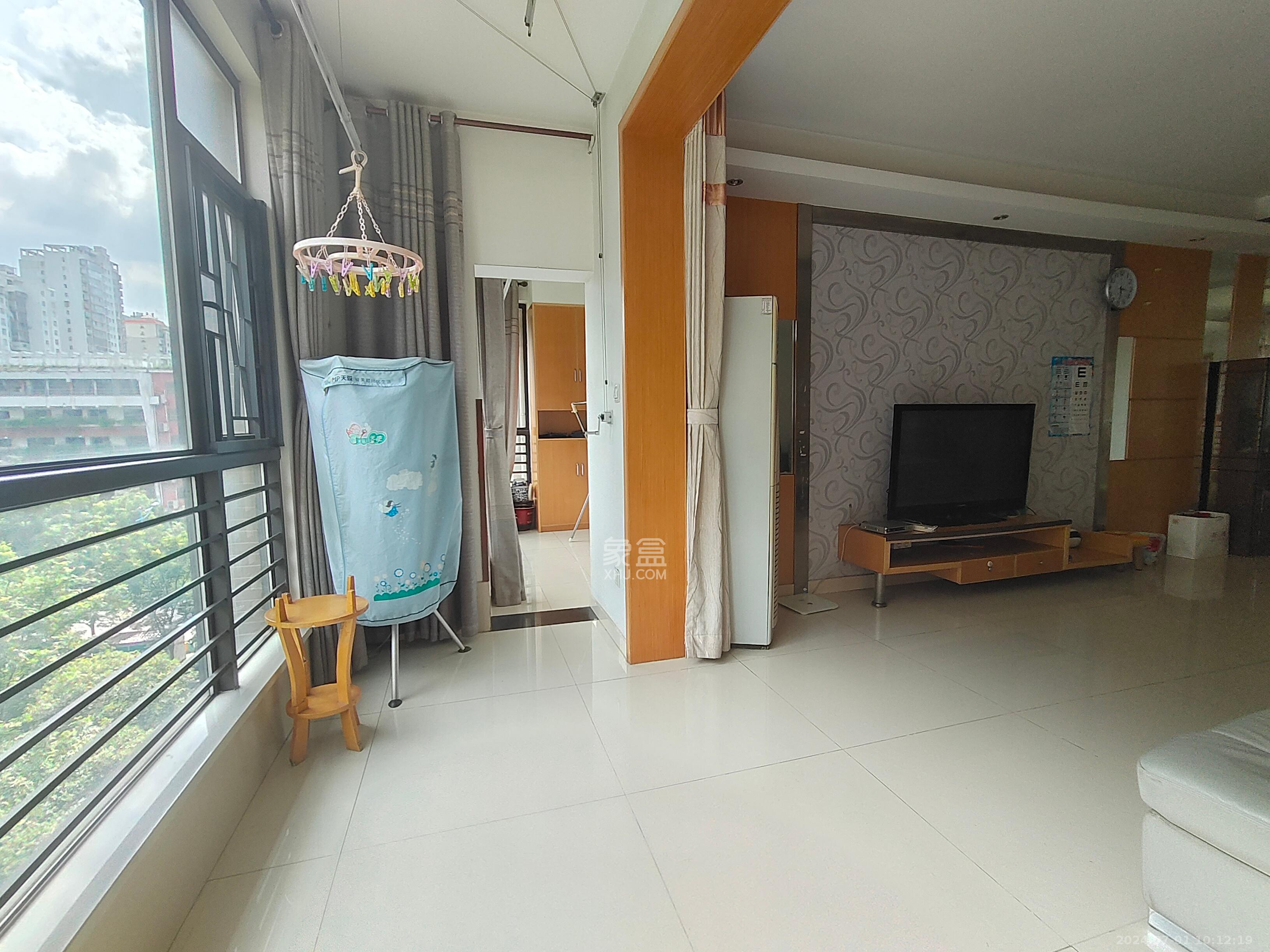 和卉家園  4室2廳2衛(wèi)   4800.00元/月室內(nèi)圖