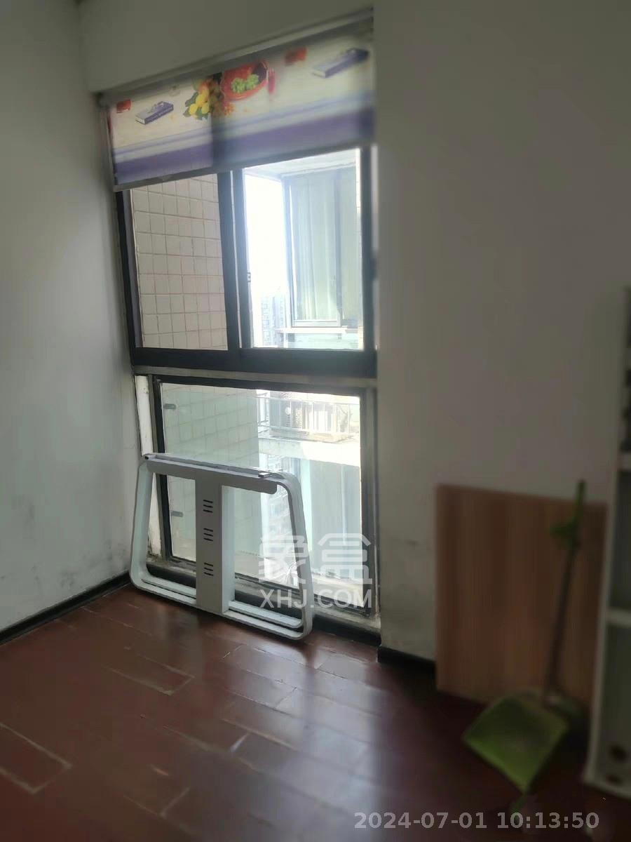 湘江世纪城贯江苑  3室2厅1卫   2200.00元/月室内图