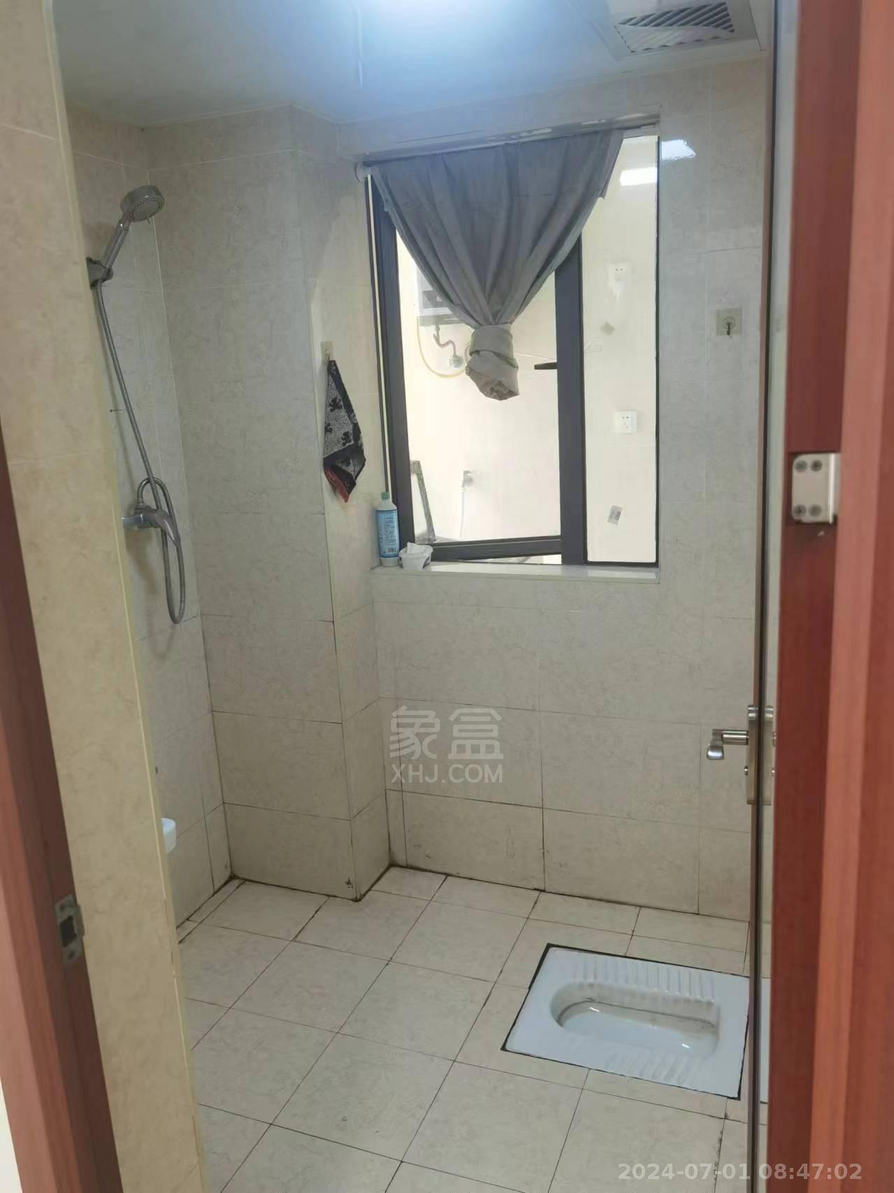 山水印象  2室1厅1卫   1300.00元/月室内图
