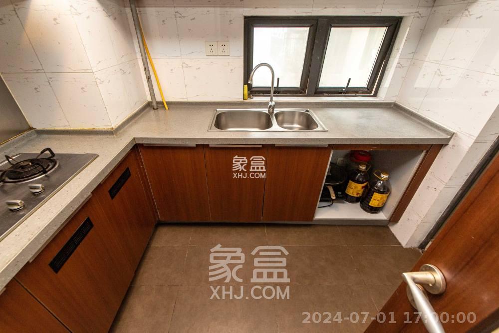 万科金域华府三四期  3室2厅1卫   2500.00元/月室内图