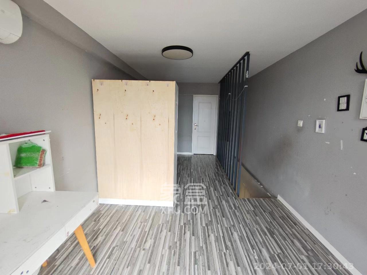 中建芙蓉工社  1室1厅1卫   1800.00元/月室内图