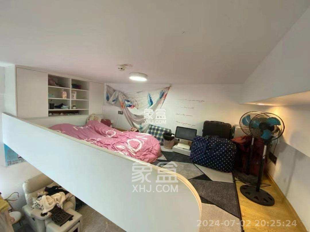 新世界广场 1室1厅1卫 1800.0元/月 新世界广场 1室1厅1卫 1800.0元/月室内图