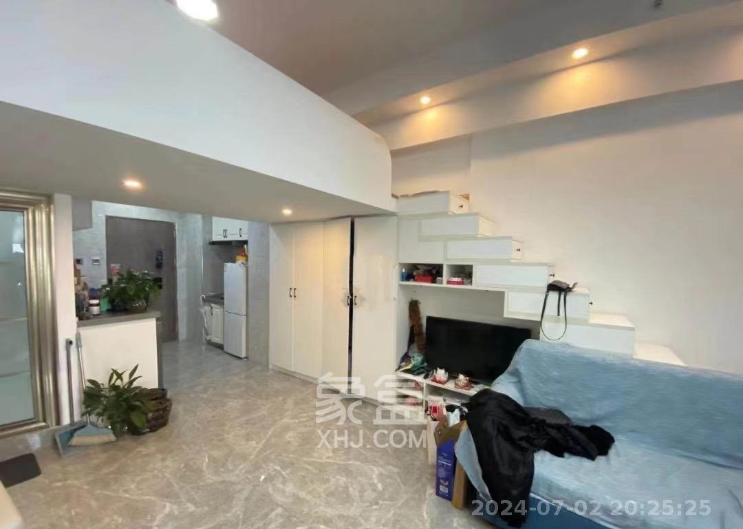 新世界广场 1室1厅1卫 1800.0元/月 新世界广场 1室1厅1卫 1800.0元/月室内图