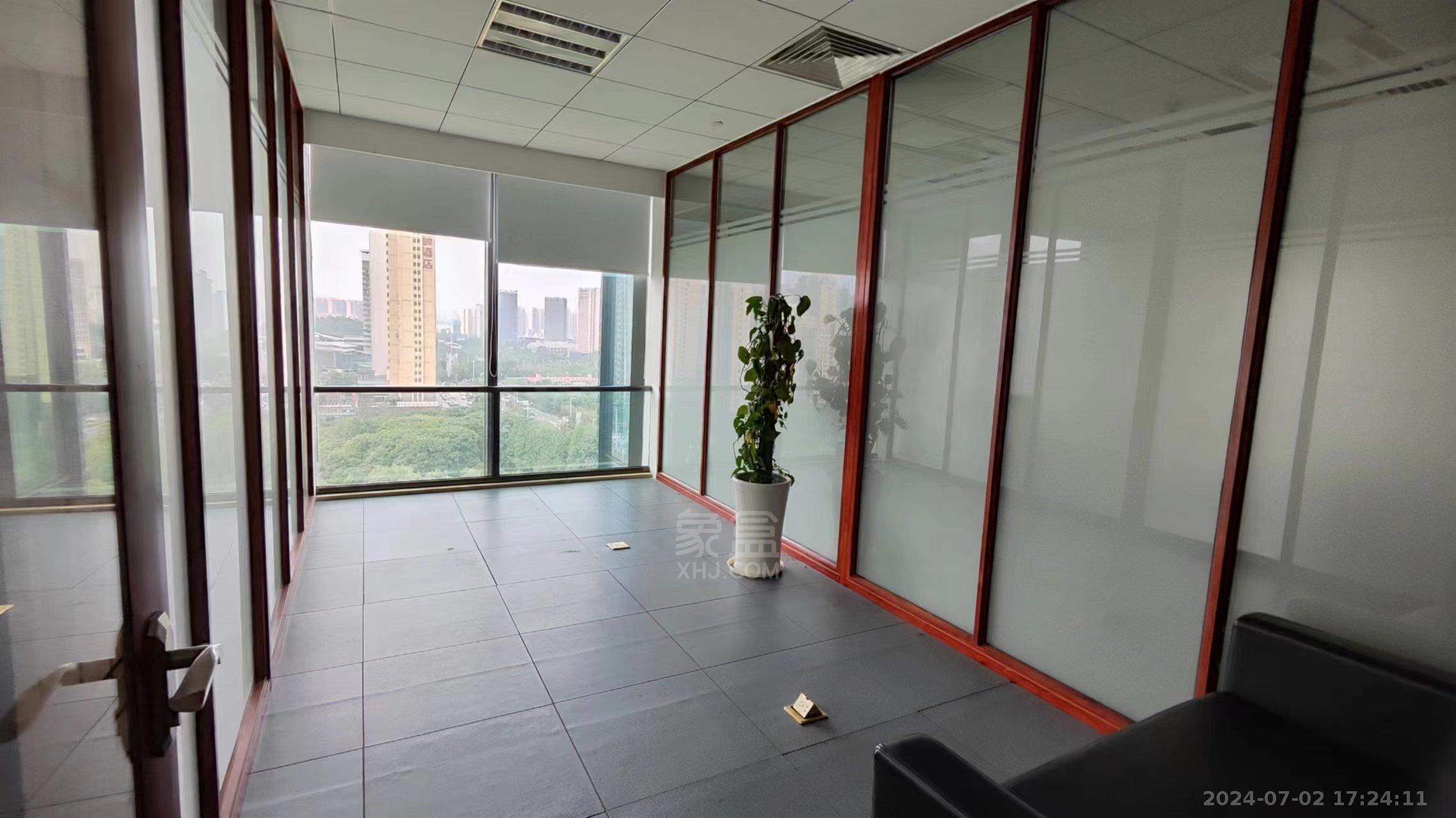 高科总部壹号 4室2厅1卫 10000.00元/月 高科总部壹号 4室2厅1卫 10000.00元/月室内图