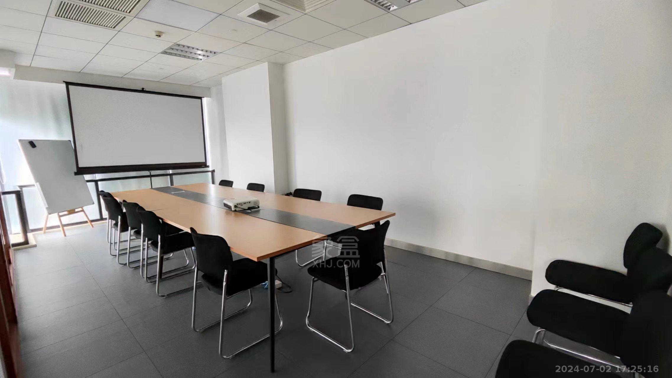 高科总部壹号 4室2厅1卫 10000.00元/月 高科总部壹号 4室2厅1卫 10000.00元/月室内图