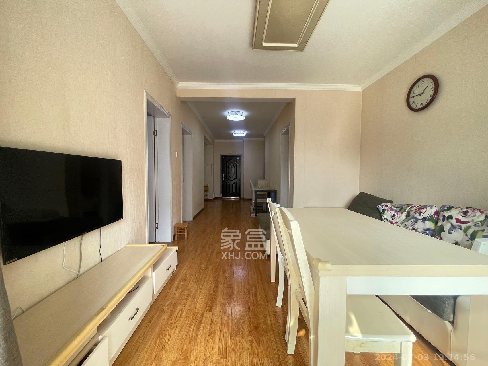 万国城(当代满庭春MOMA)三期 3室2厅2卫 2300.0元/月 万国城(当代满庭春MOMA)三期 3室2厅2卫 2300.0元/月室内图