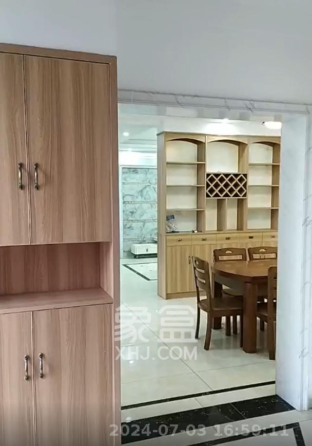 万里时代  4室2厅2卫   4000.00元/月室内图1