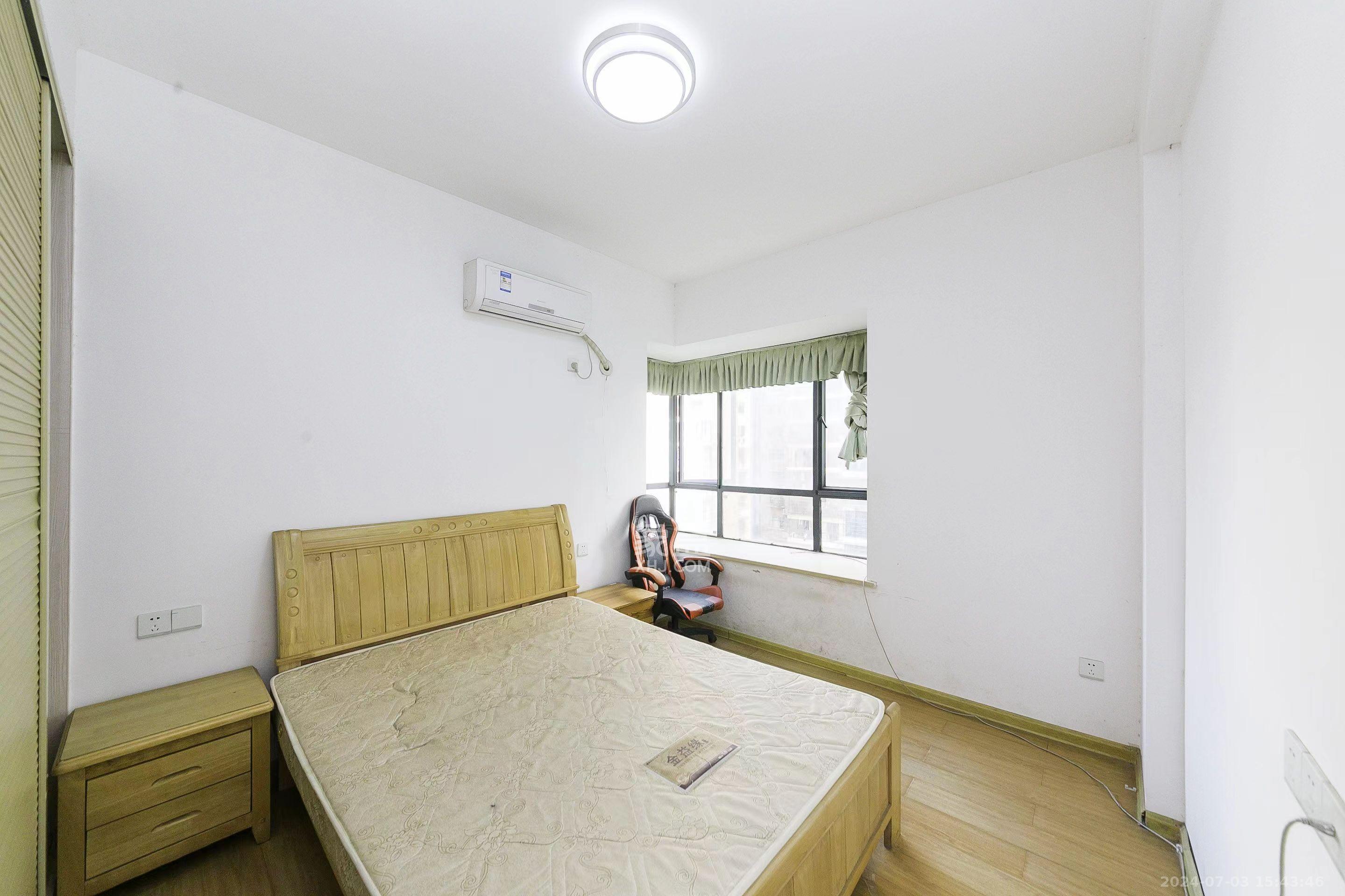 湘府名邸（同力家园）  3室2厅1卫   2400.00元/月室内图
