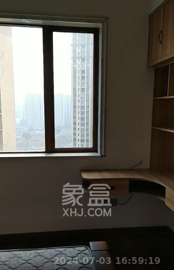 万里时代  4室2厅2卫   4000.00元/月室内图