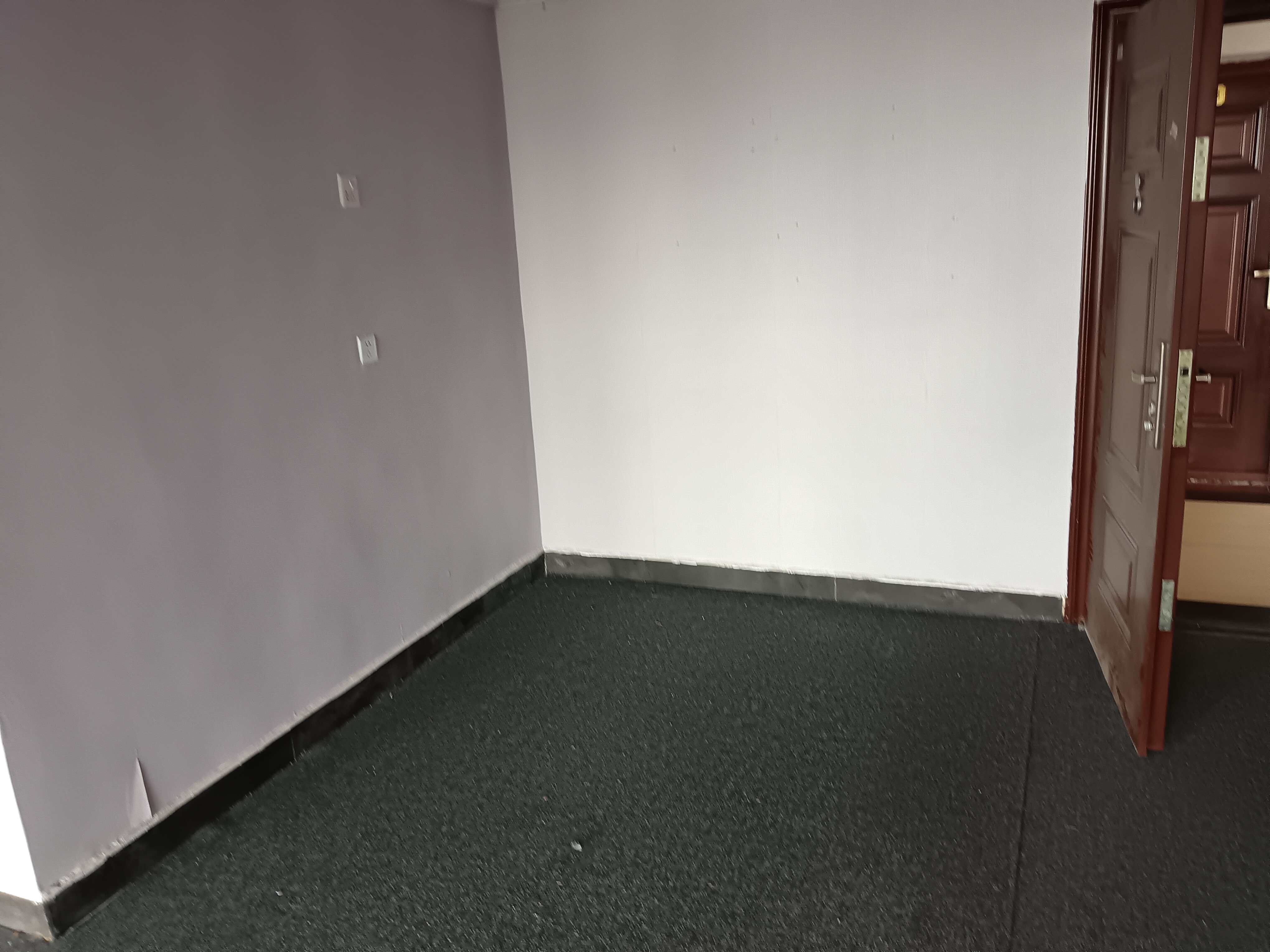华融大厦  2室1厅1卫   1600.00元/月室内图
