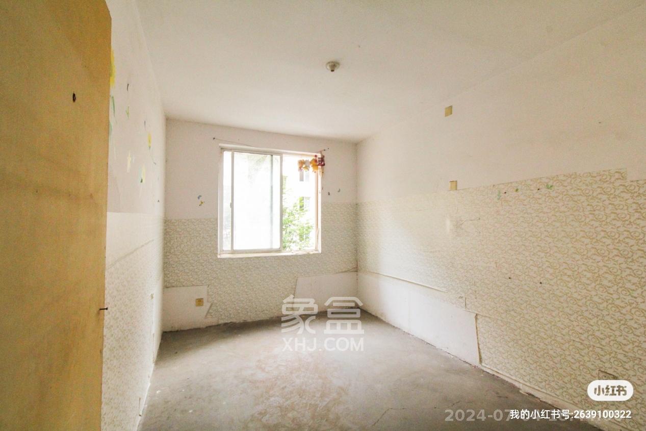 国欣向荣府  3室2厅2卫   1500.00元/月室内图