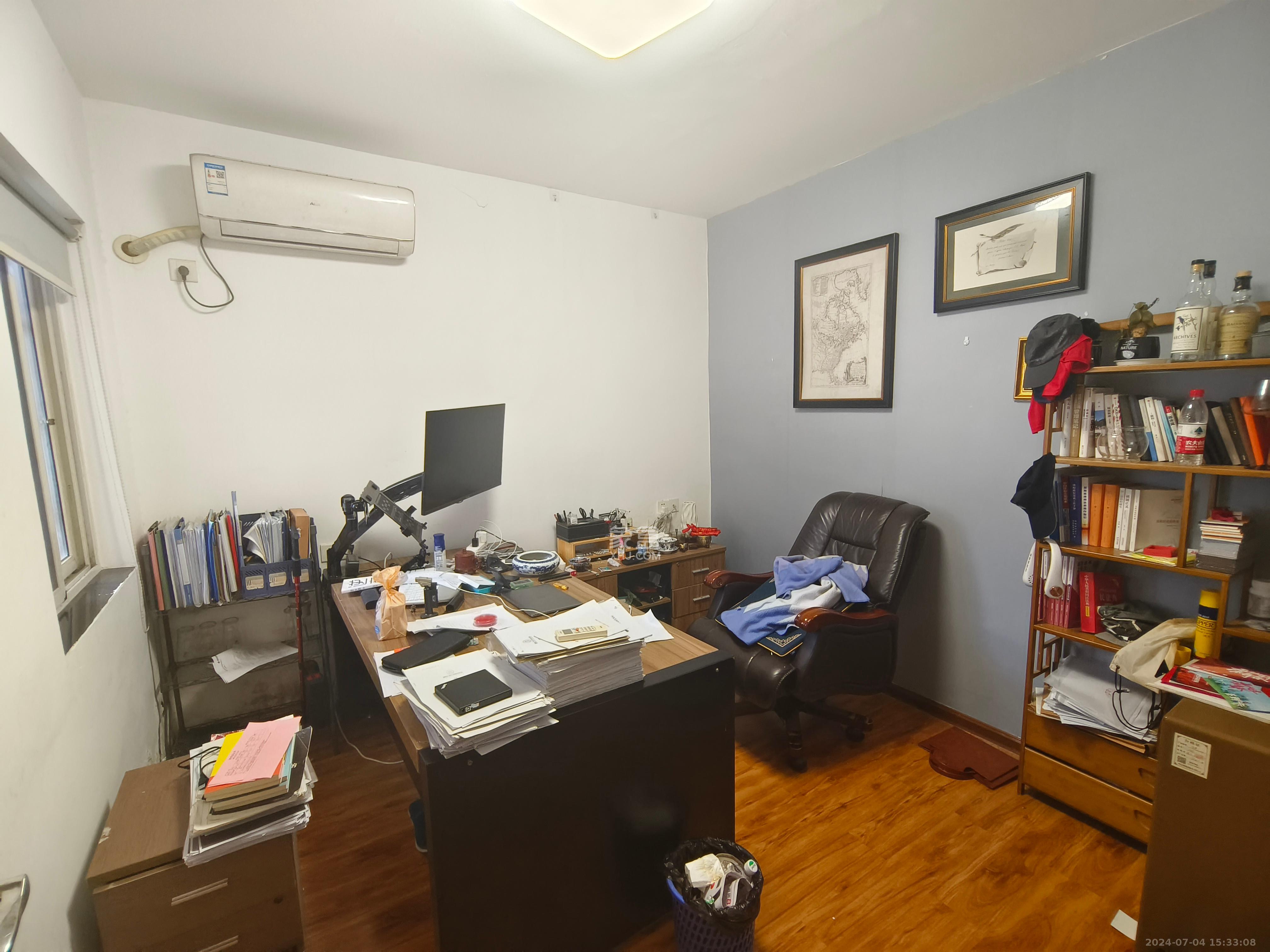 建鸿达现代公寓  4室2厅1卫   4500.00元/月室内图