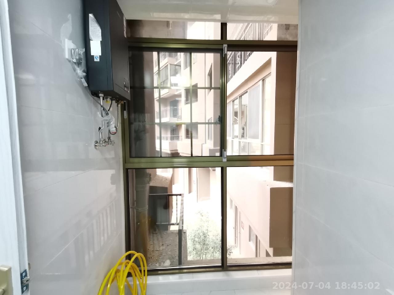 江山帝景哈佛  2室2厅1卫    1800.0元/月室内图