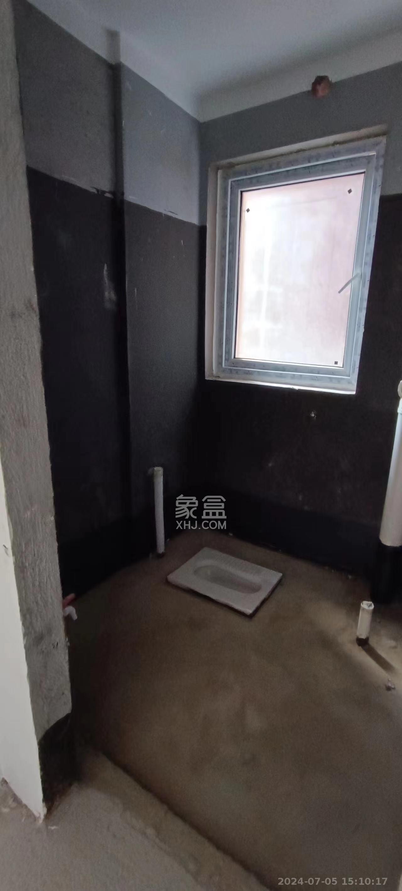 文景家园  2室2厅1卫    2400.0元/月室内图