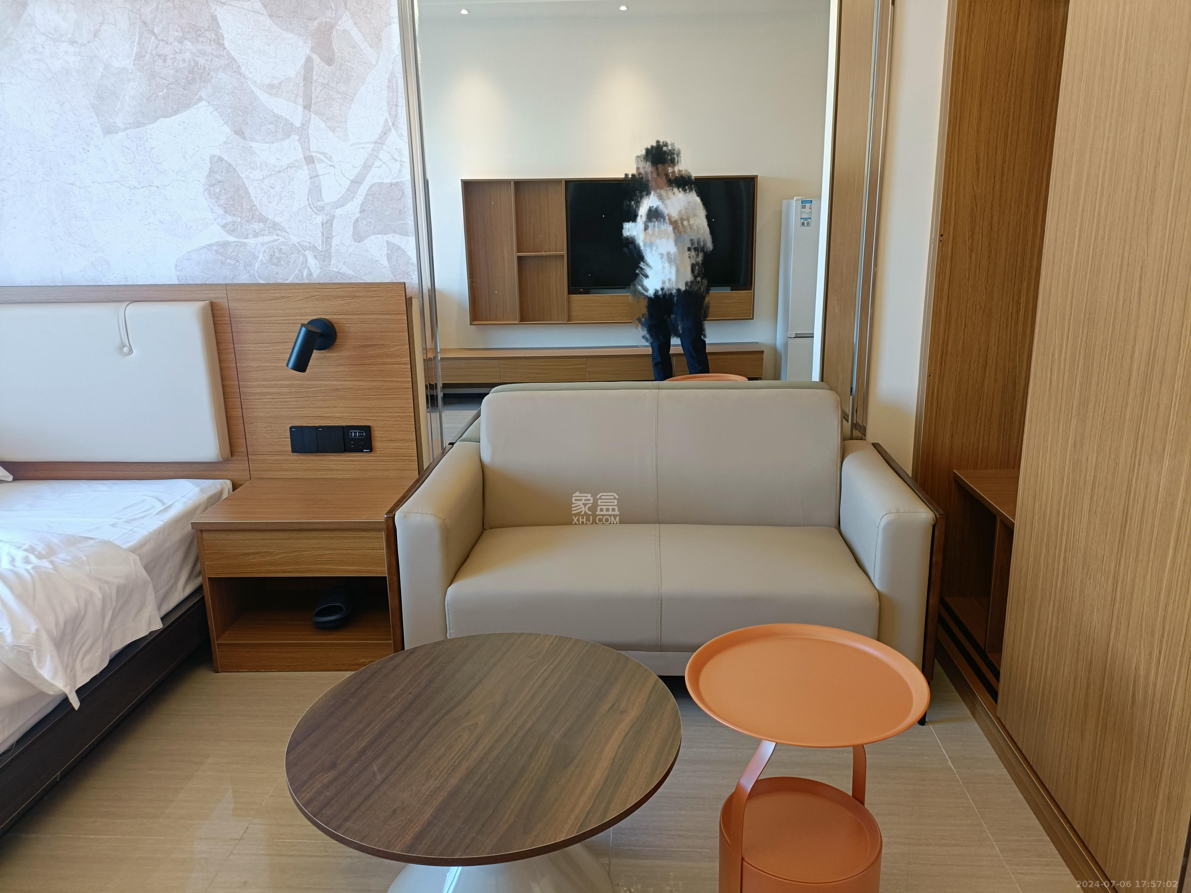 恒大清澜苑（恒大御景半岛四期）  1室1厅1卫   2000.00元/月室内图