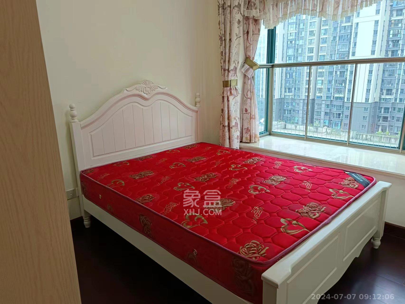 恒大翡翠华庭 3室2厅2卫 2500.0元/月 恒大翡翠华庭 3室2厅2卫 2500.0元/月室内图