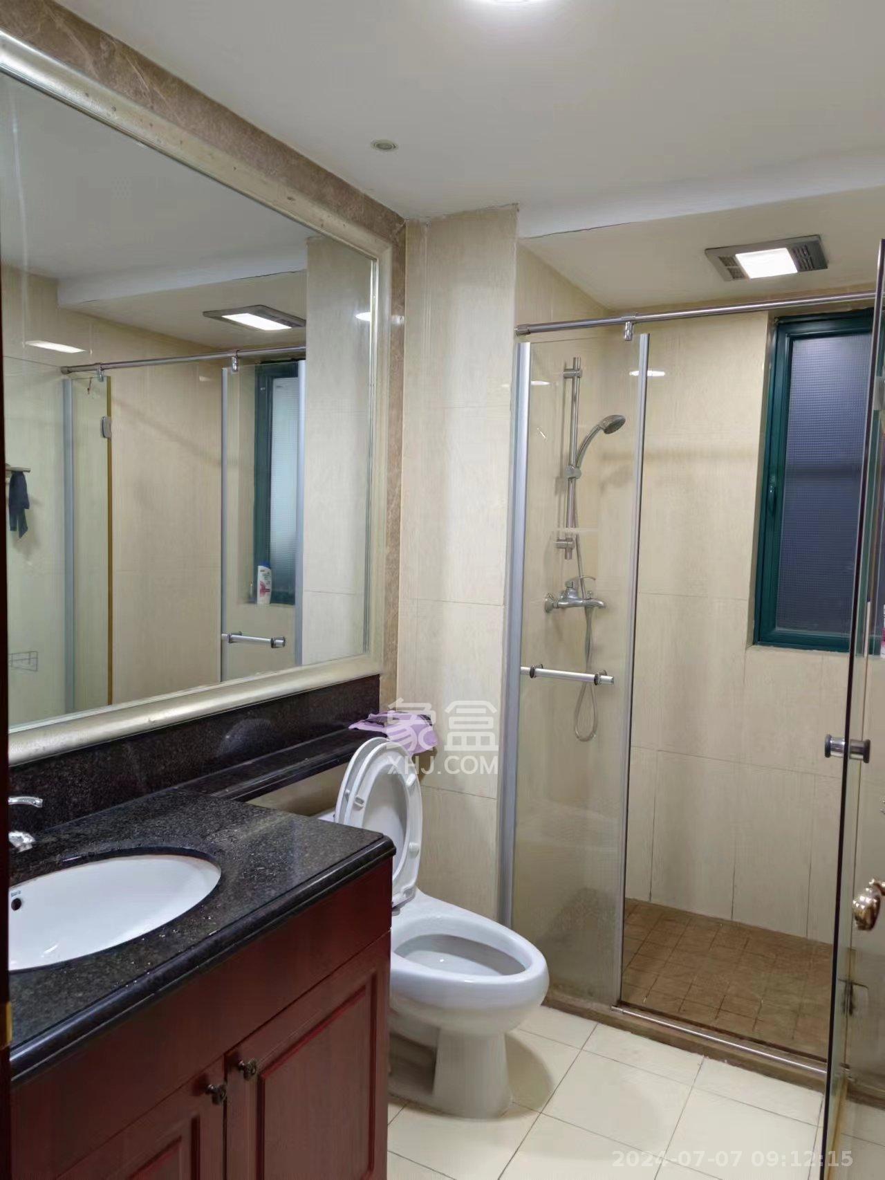 恒大翡翠华庭  3室2厅2卫    2500.0元/月室内图