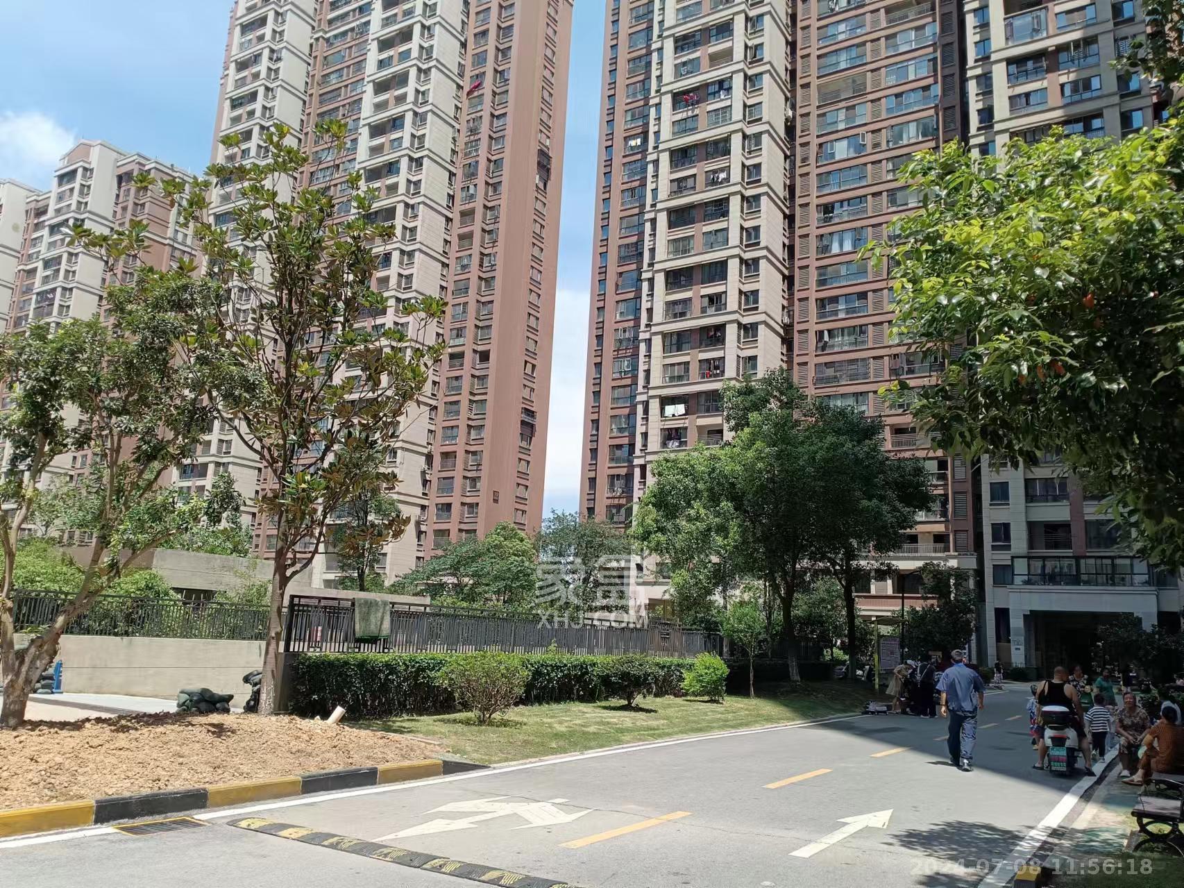绿地海外滩一期  2室2厅1卫   2000.00元/月小区图