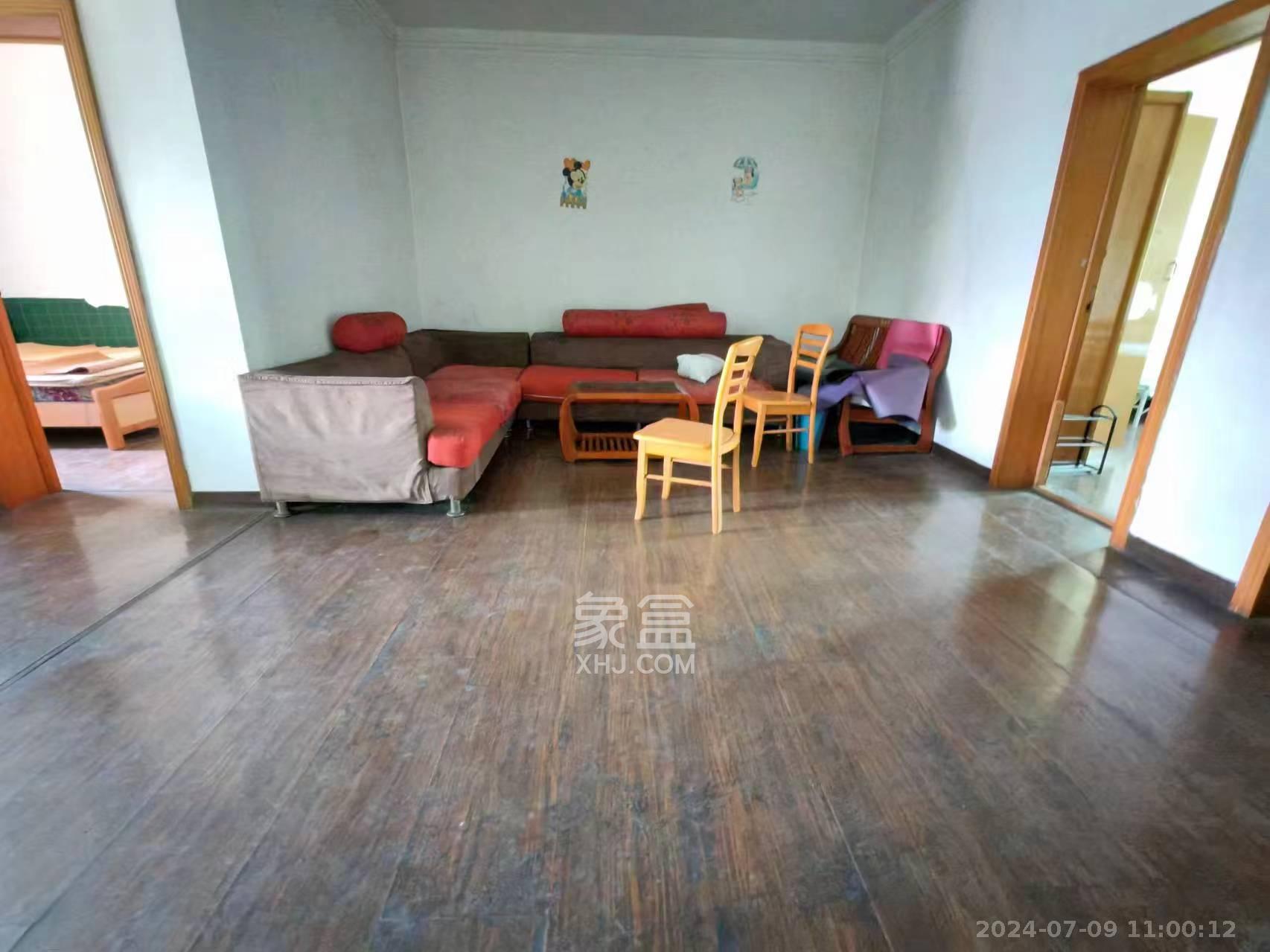 马王堆陶瓷建材新城  3室2厅1卫   1800.00元/月室内图