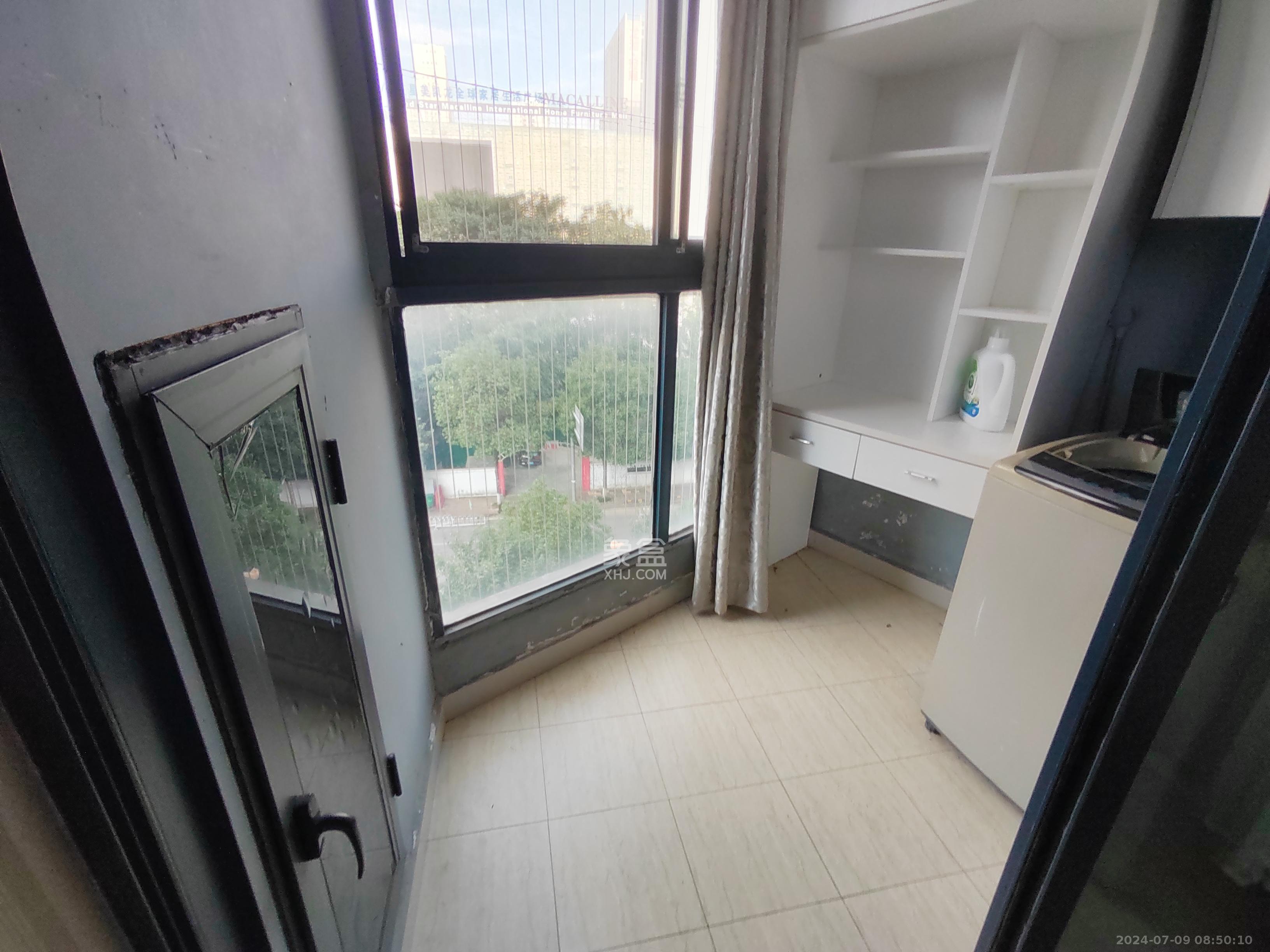 绿地中央广场 1室1厅1卫 1500.0元/月 绿地中央广场 1室1厅1卫 1500.0元/月室内图