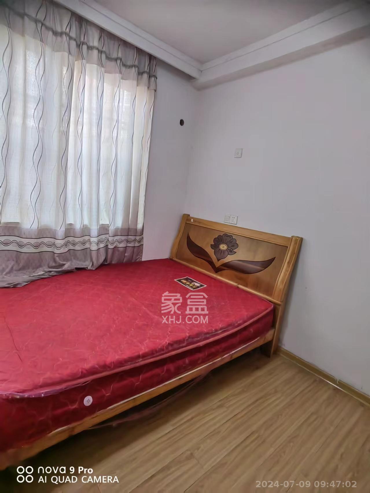 枫华府第 3室2厅1卫 1800.0元/月 枫华府第 3室2厅1卫 1800.0元/月室内图