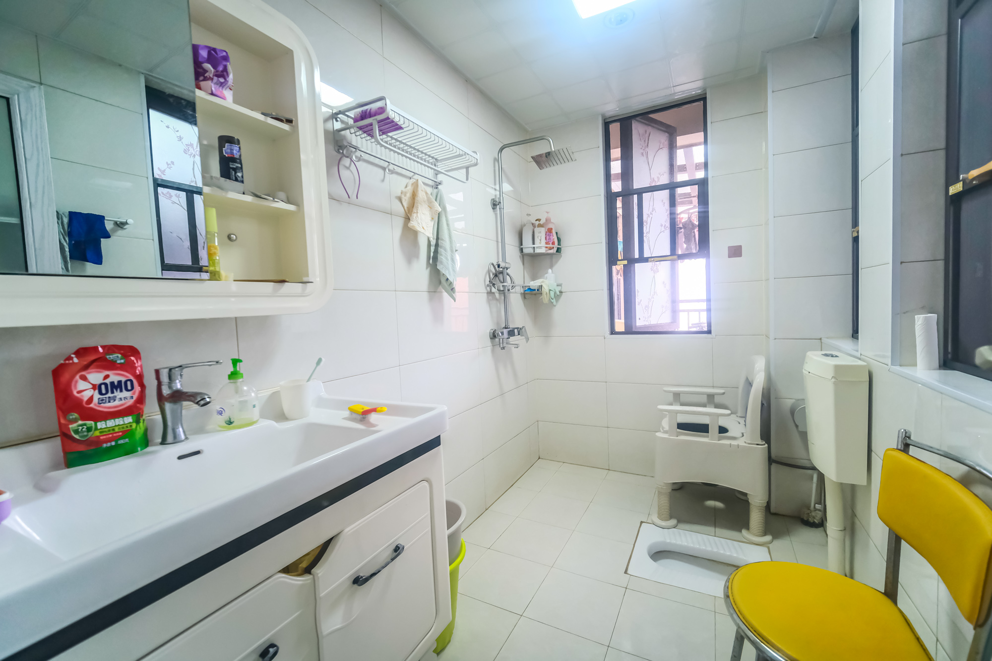 艾美潇湘 3室2厅2卫 102.0万 艾美潇湘 3室2厅2卫 102.0万卫生间