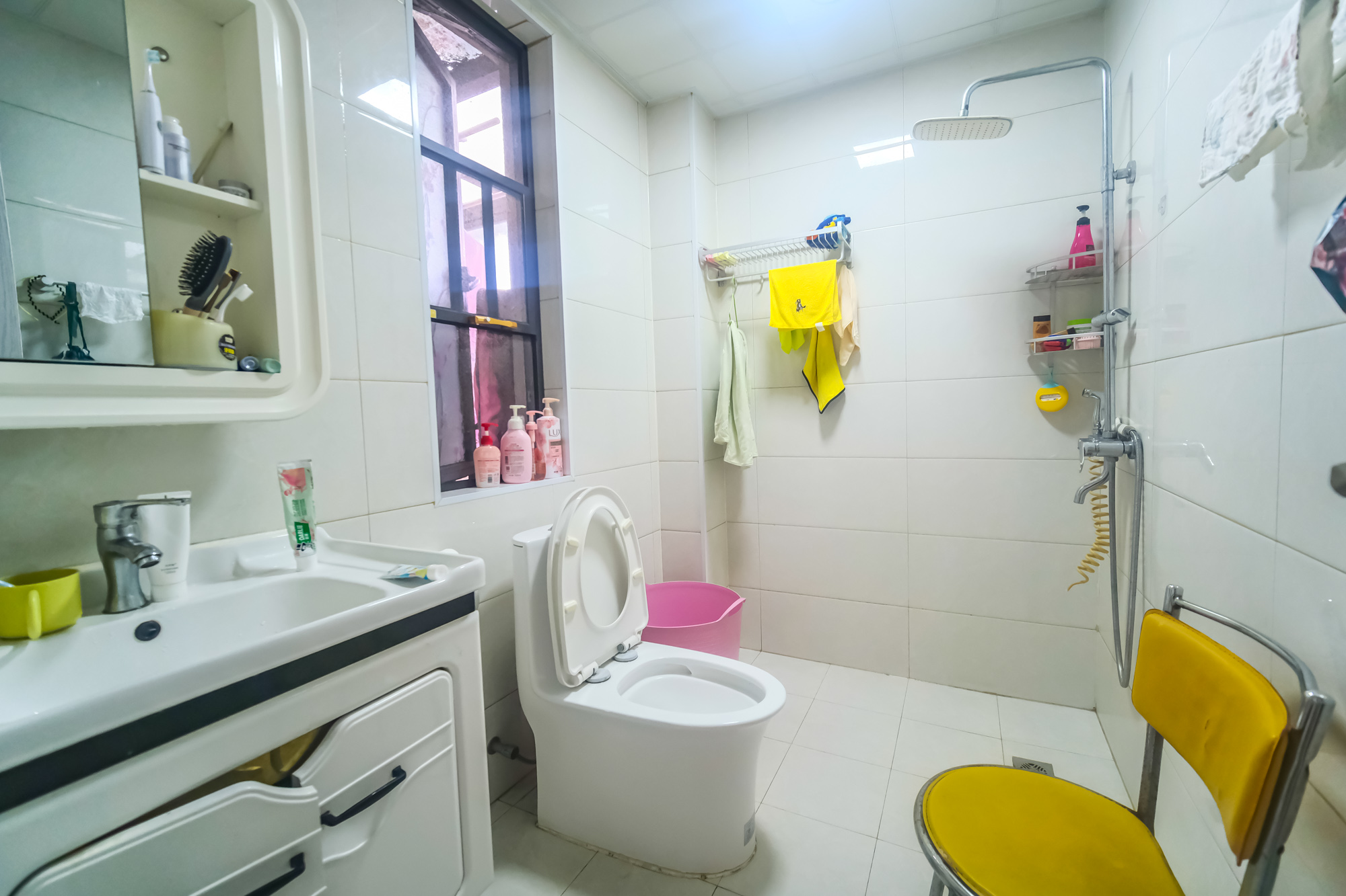 艾美潇湘 3室2厅2卫 102.0万 艾美潇湘 3室2厅2卫 102.0万卫生间