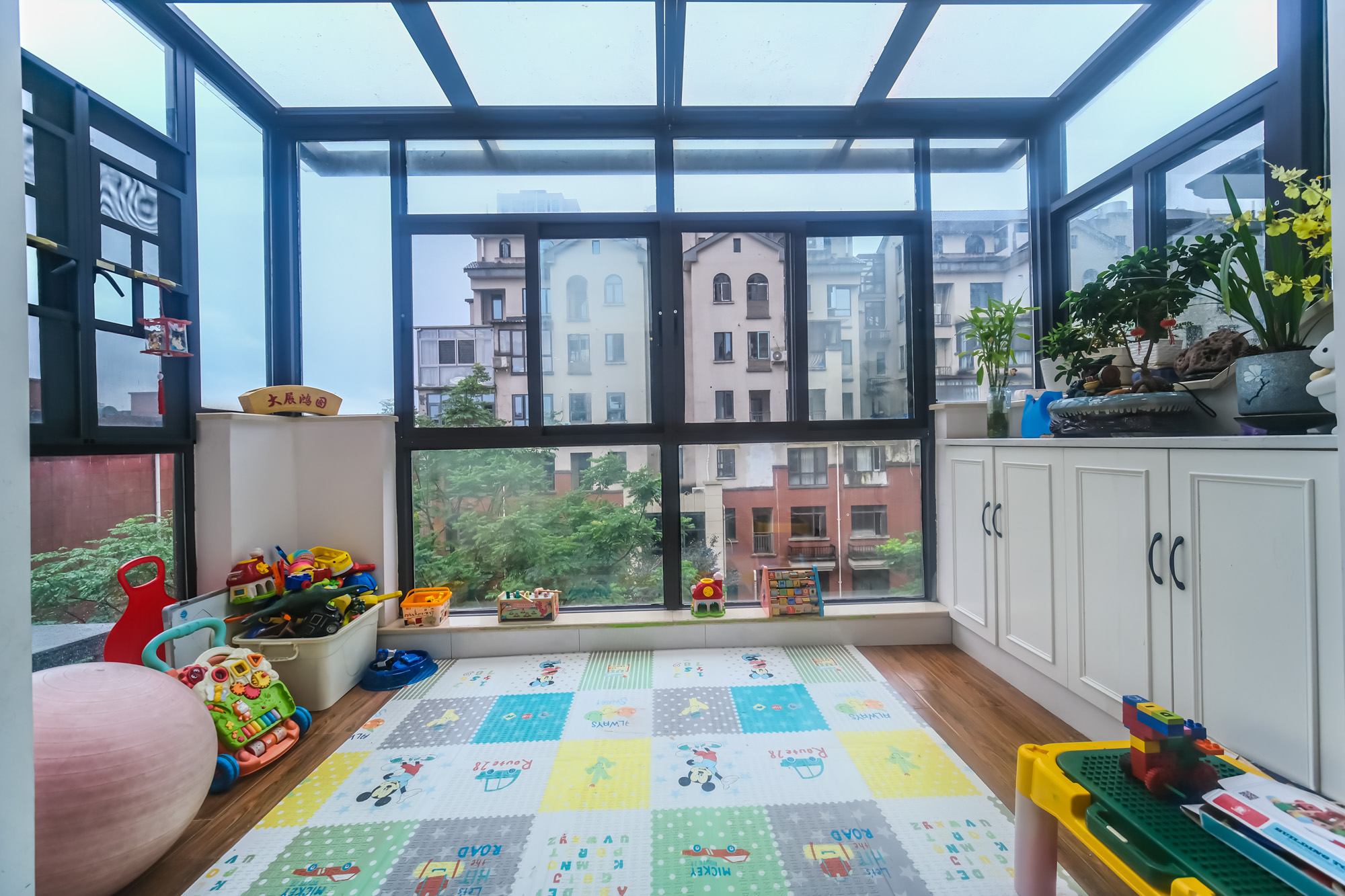 艾美潇湘 3室2厅2卫 102.0万 艾美潇湘 3室2厅2卫 102.0万阳台