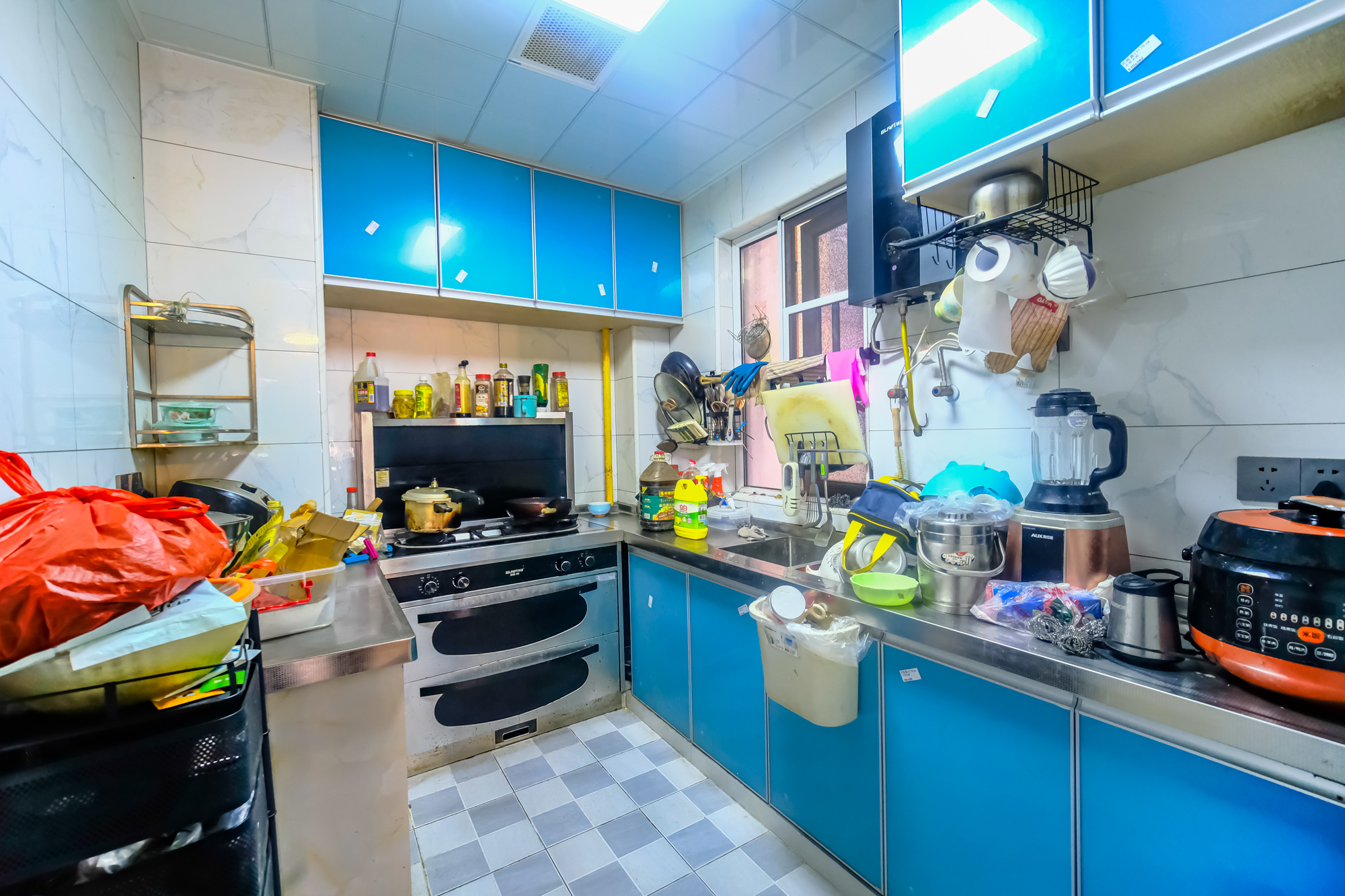 荣盛花语城 3室2厅2卫 85.8万 荣盛花语城 3室2厅2卫 85.8万厨房