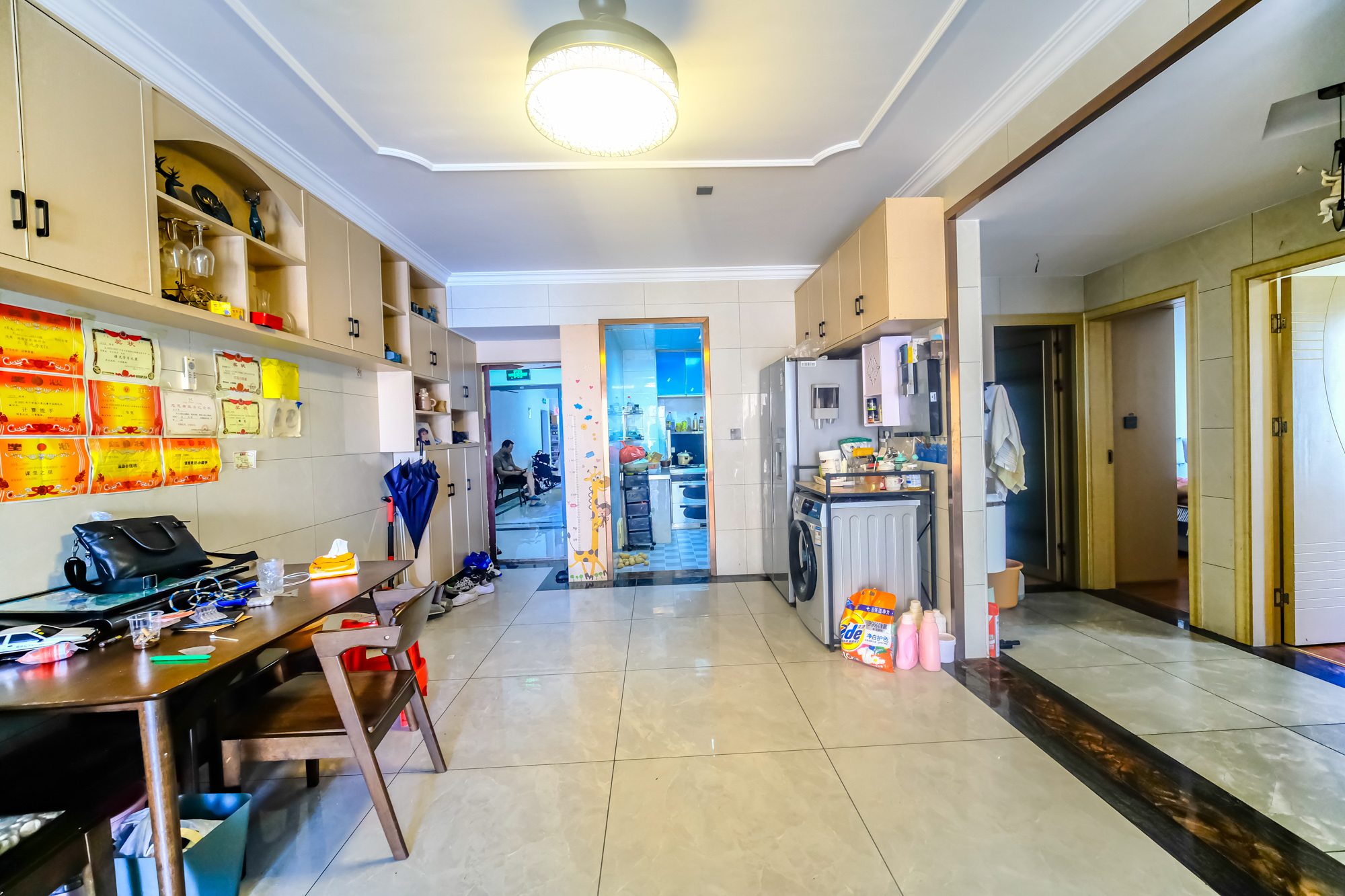 荣盛花语城 3室2厅2卫 85.8万 荣盛花语城 3室2厅2卫 85.8万客厅