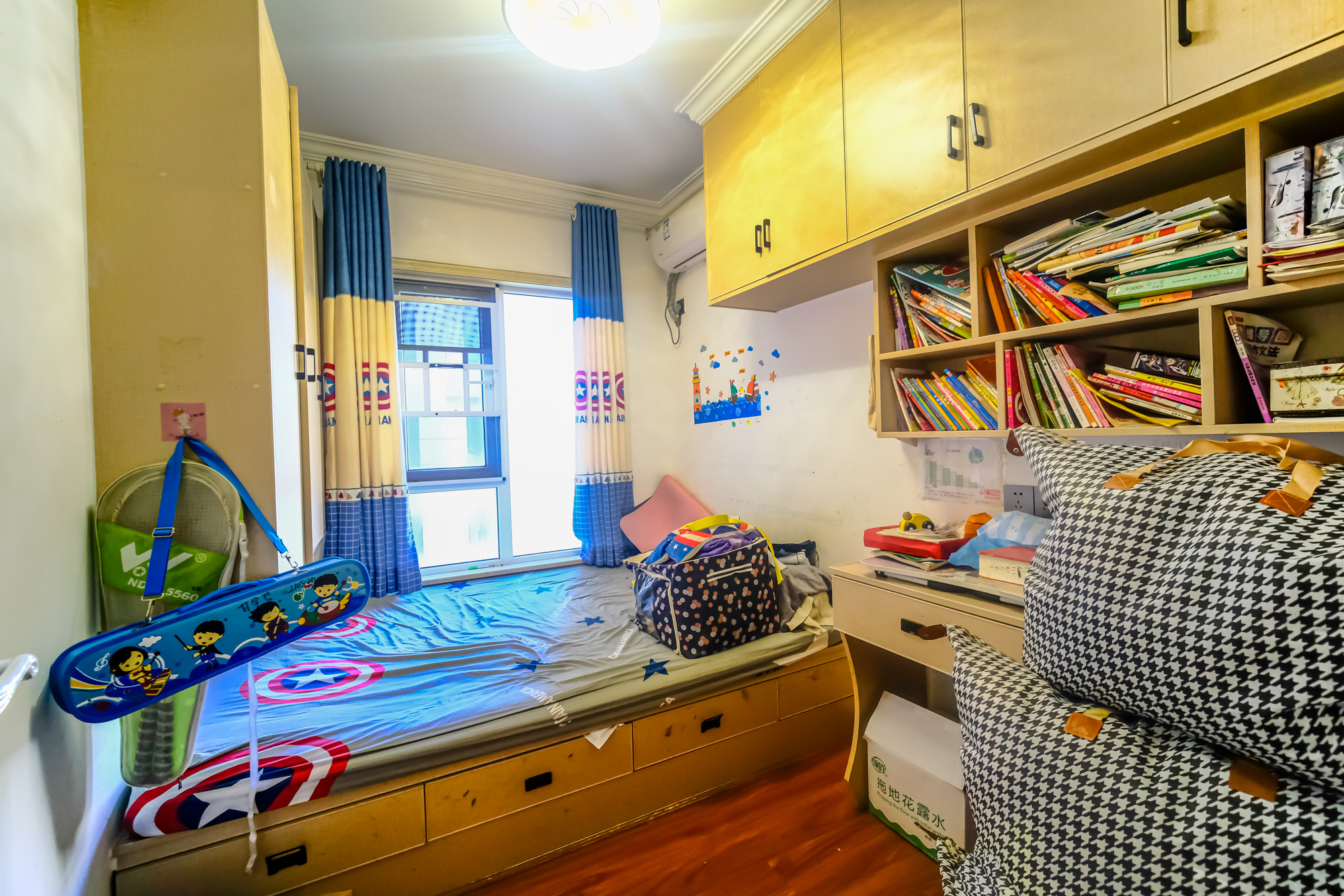 荣盛花语城 3室2厅2卫 85.8万 荣盛花语城 3室2厅2卫 85.8万卧室