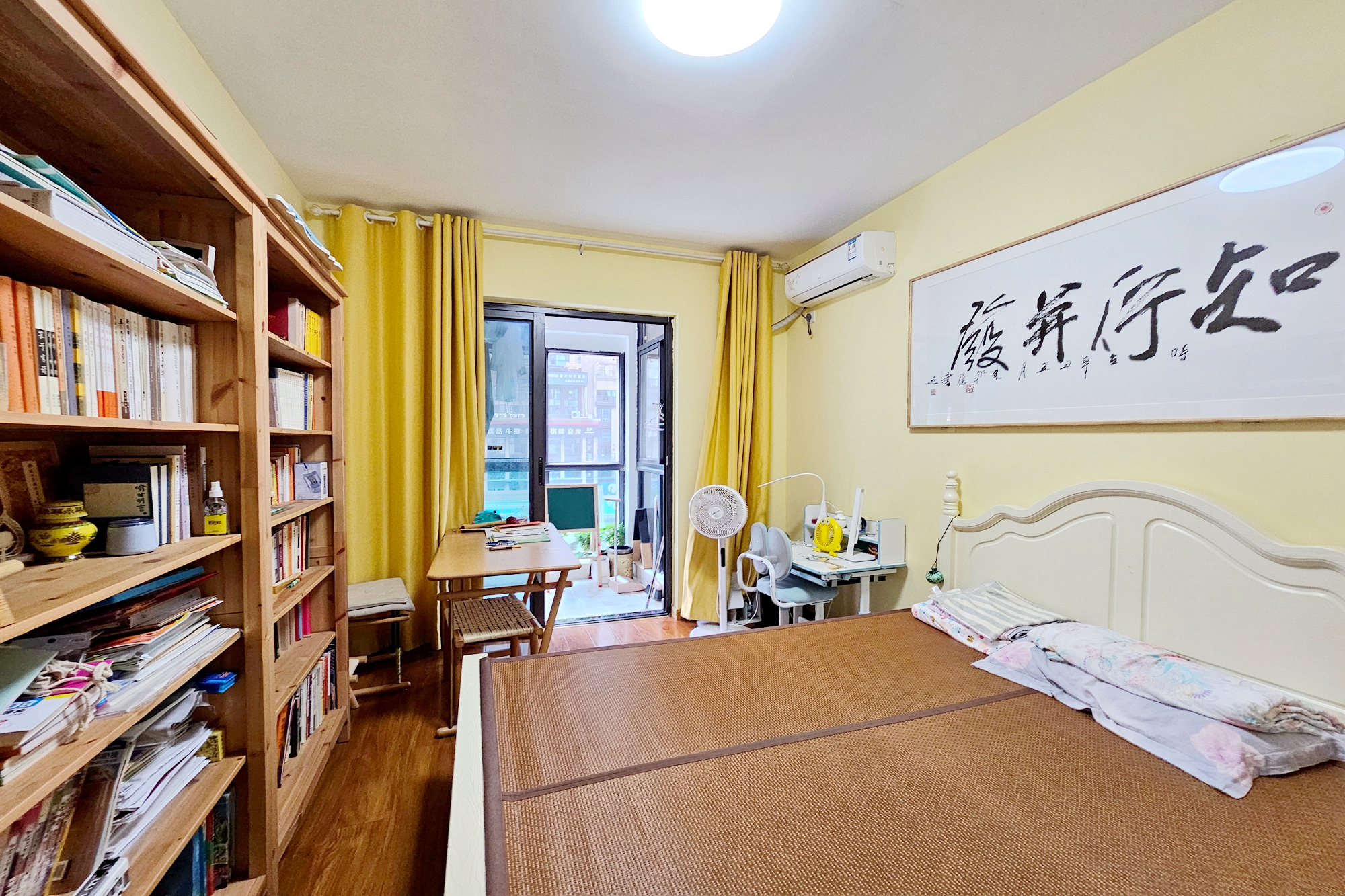 明昇壹城（明昇时代广场）一期  3室2厅1卫   210.00万卧室